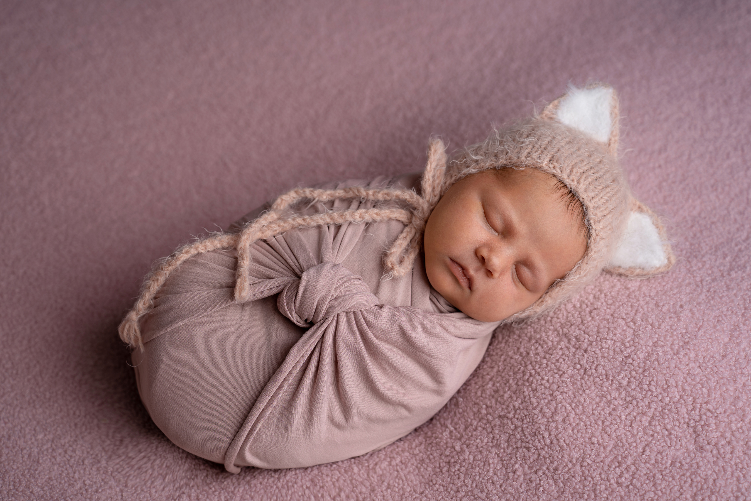 Ньюборн. Фотограф новорожденных Оренбург и свадебный фотограф Оренбург