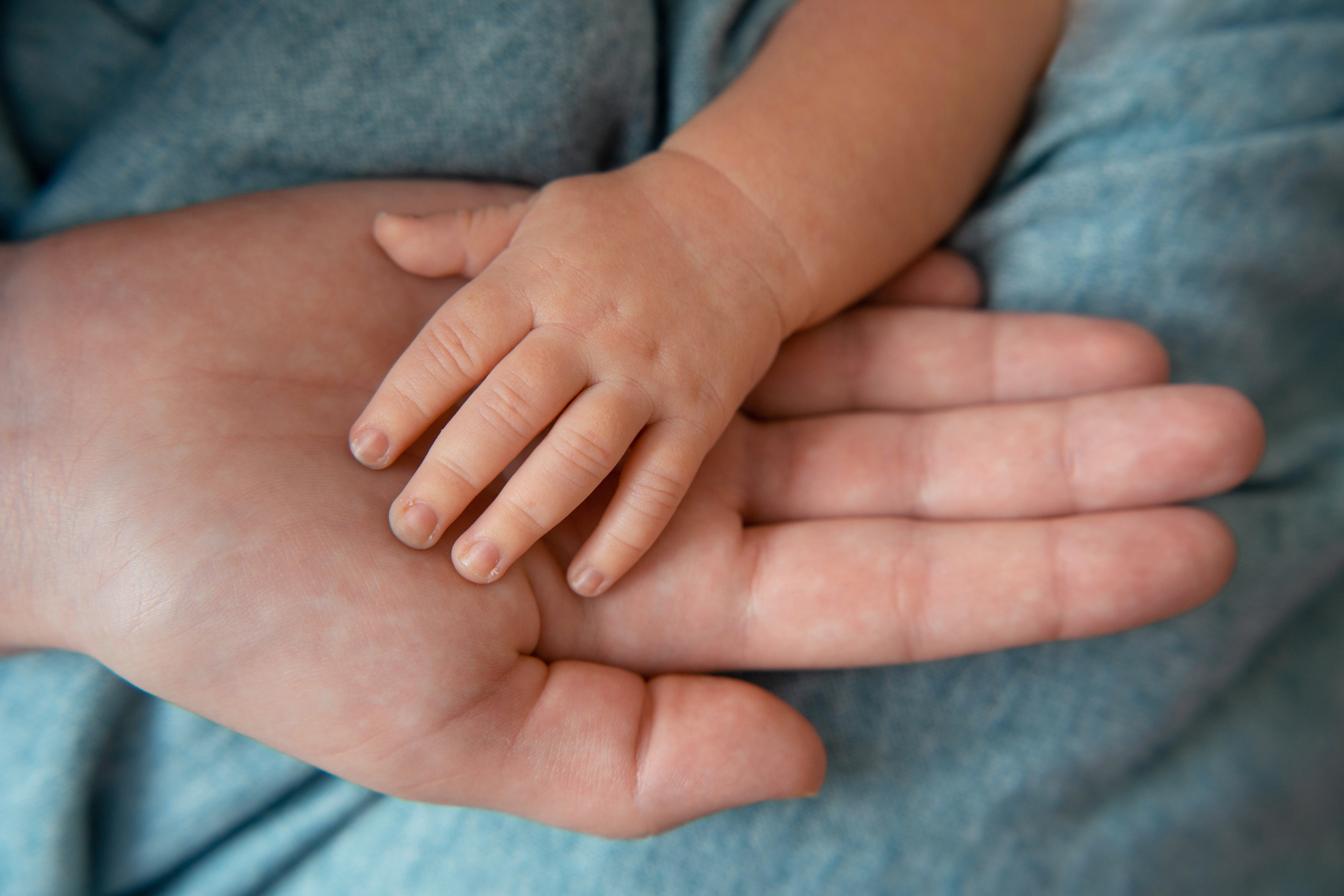 Фото с родителями/Макроснимки. Фотограф новорожденных Оренбург и свадебный фотограф Оренбург