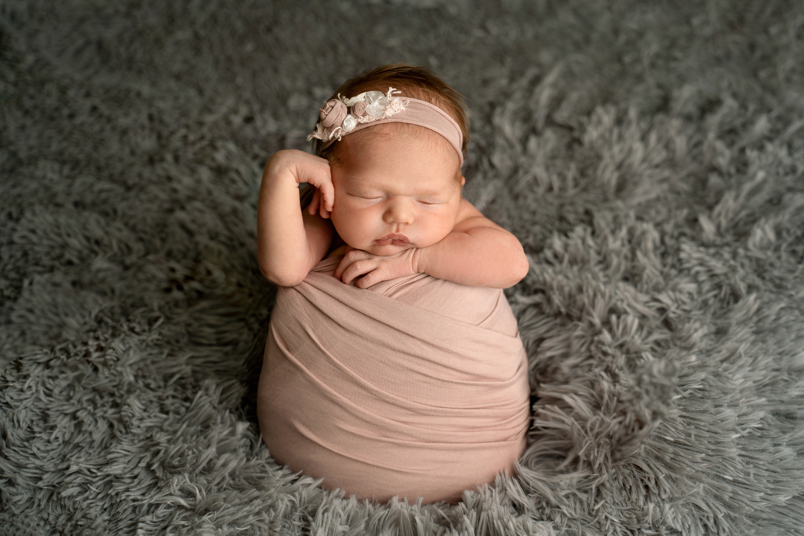 Ньюборн. Фотограф новорожденных Оренбург и свадебный фотограф Оренбург