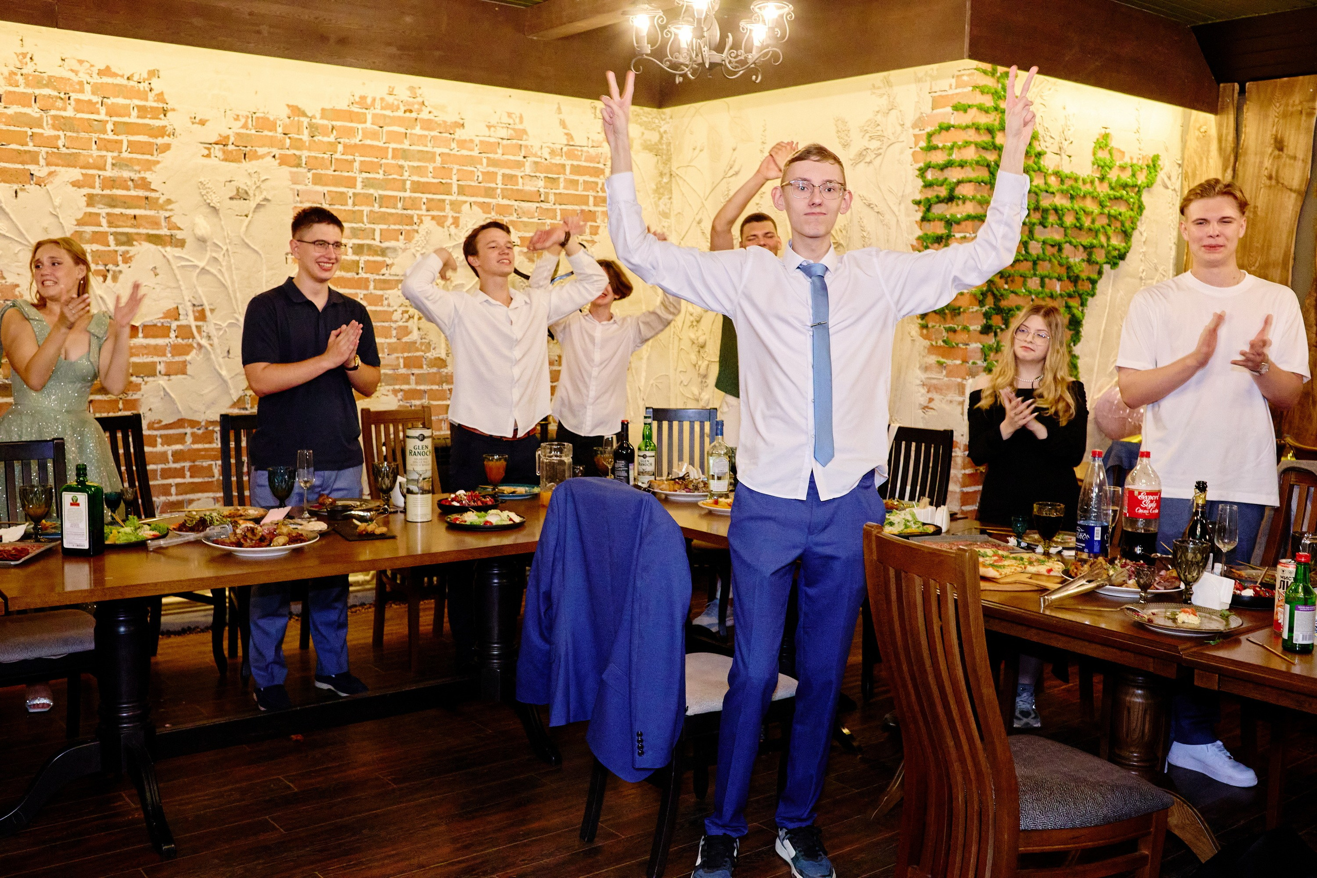 Выпускной 35 Сош. Фотограф Выпускные альбомы Таганрог Сергей Коробченко