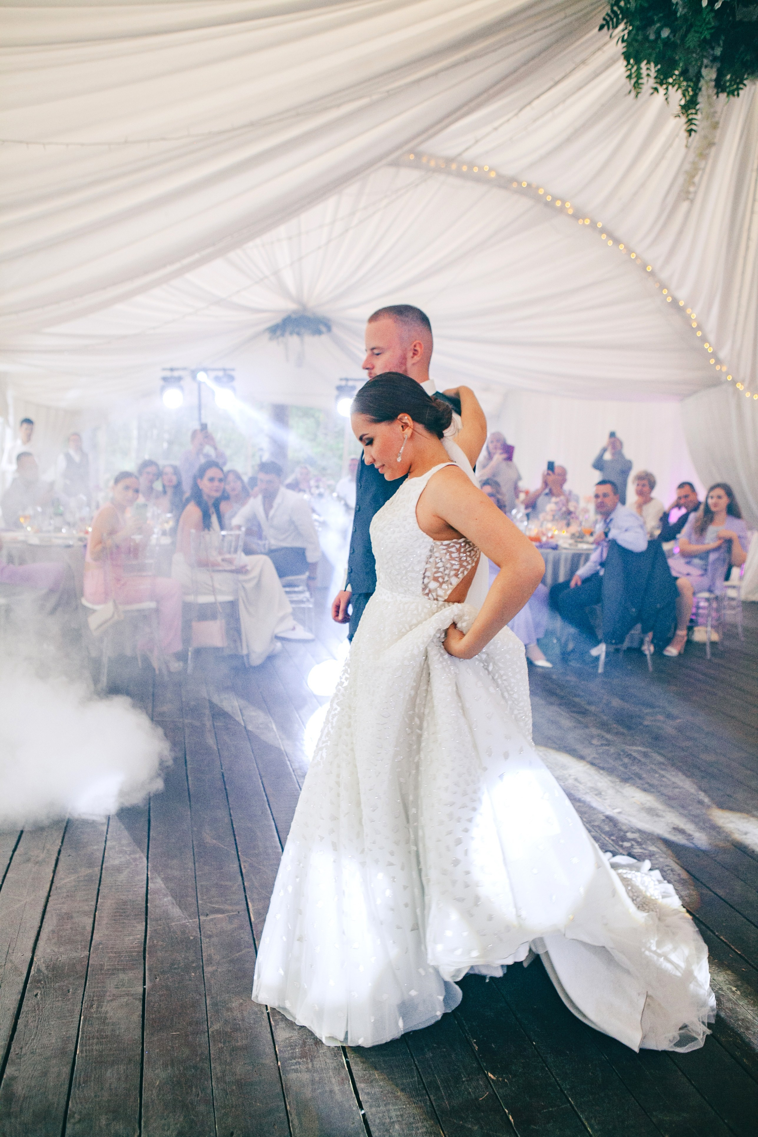 Свадебная фотосессия в отеле hartwell hotel и на патриарших прудах. Фотограф Ольга Ефремова