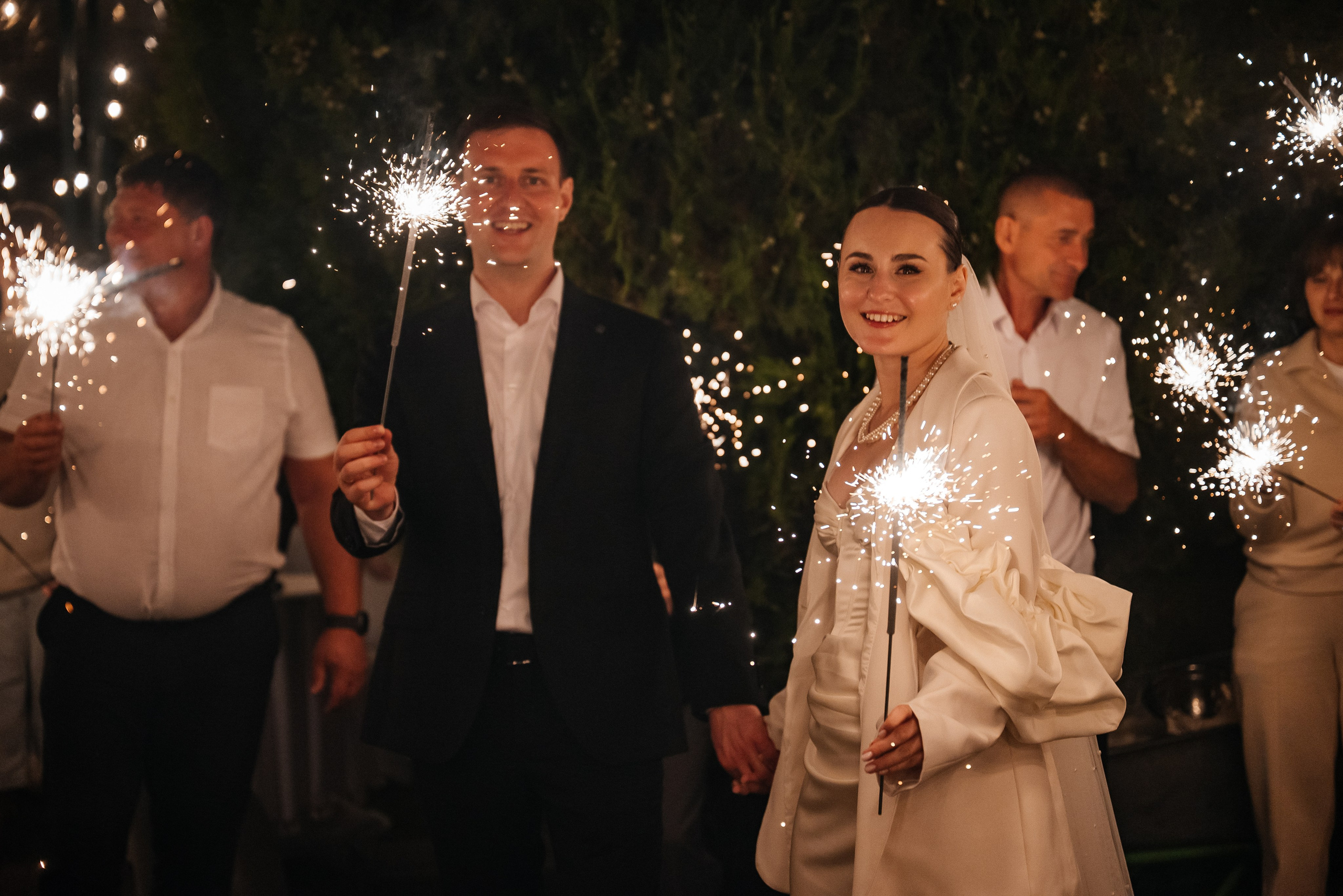 «Свадьба Даши и Артема». Школьный фотограф в Валуйках. Фотосессии для выпускников и изготовление выпускных альбомов в городе Валуйки и в Белгородской области