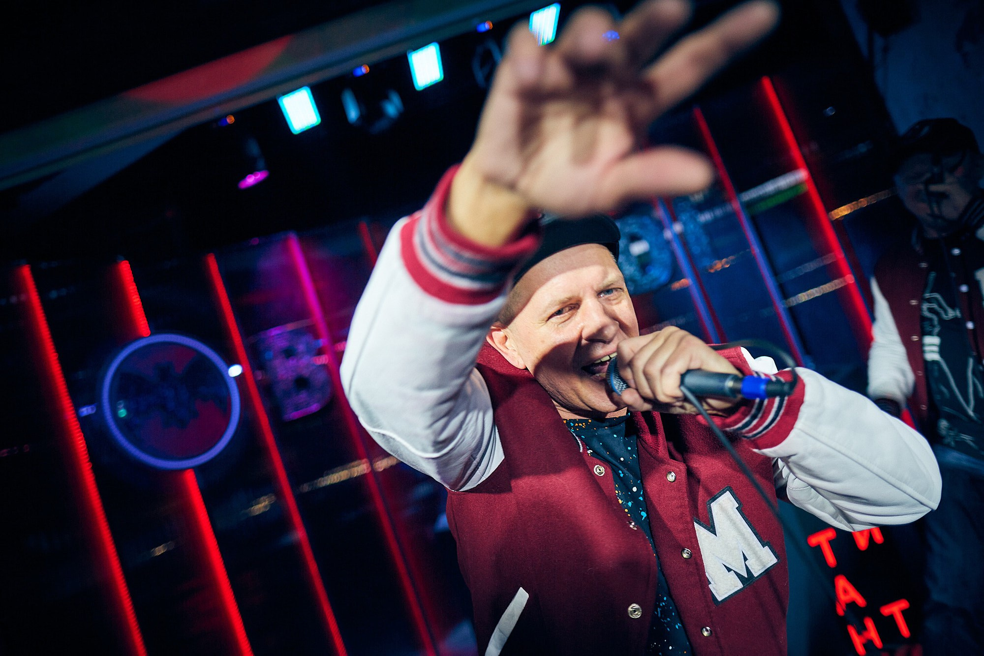 фотограф на мероприятие в ночном клубе концерт репортаж