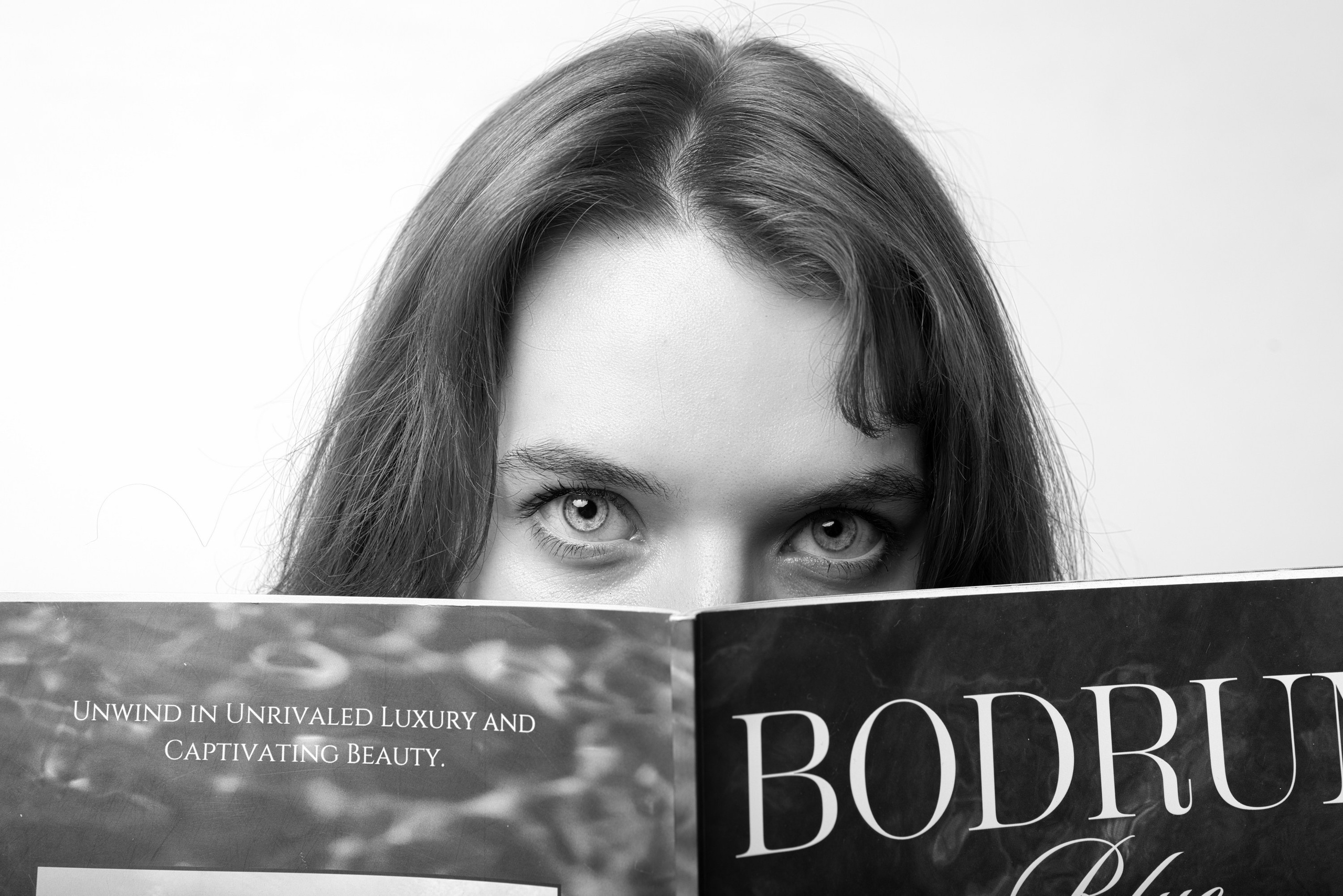 Даша. Студийная классическая фотосессия