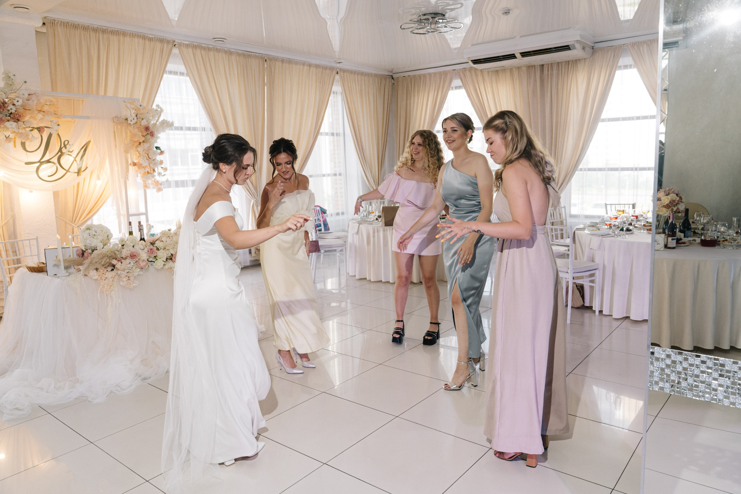 Арина и Дмитрий. Свадебный и Мужской фотограф