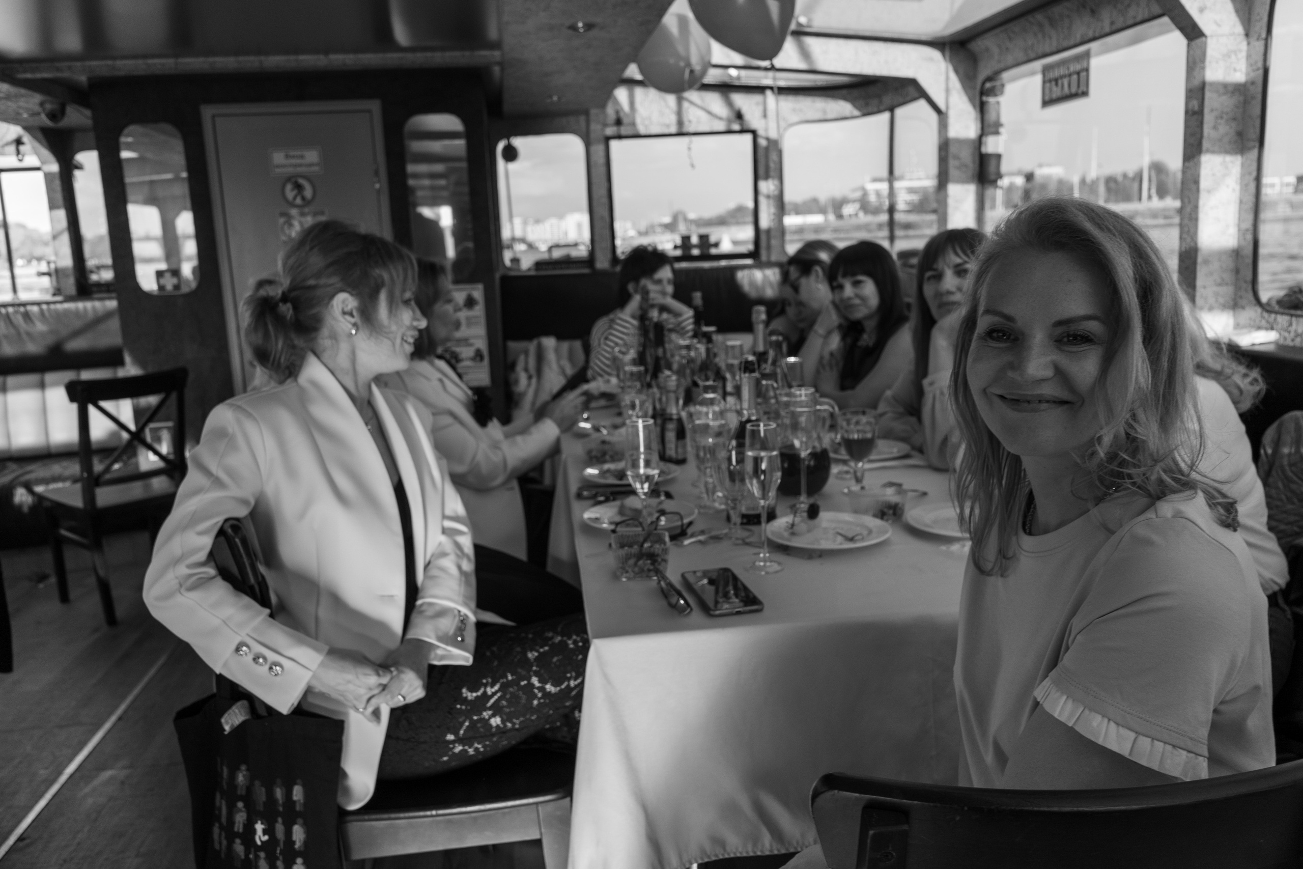 Выпускной на корабле. Фотограф Елизавета Потешкина