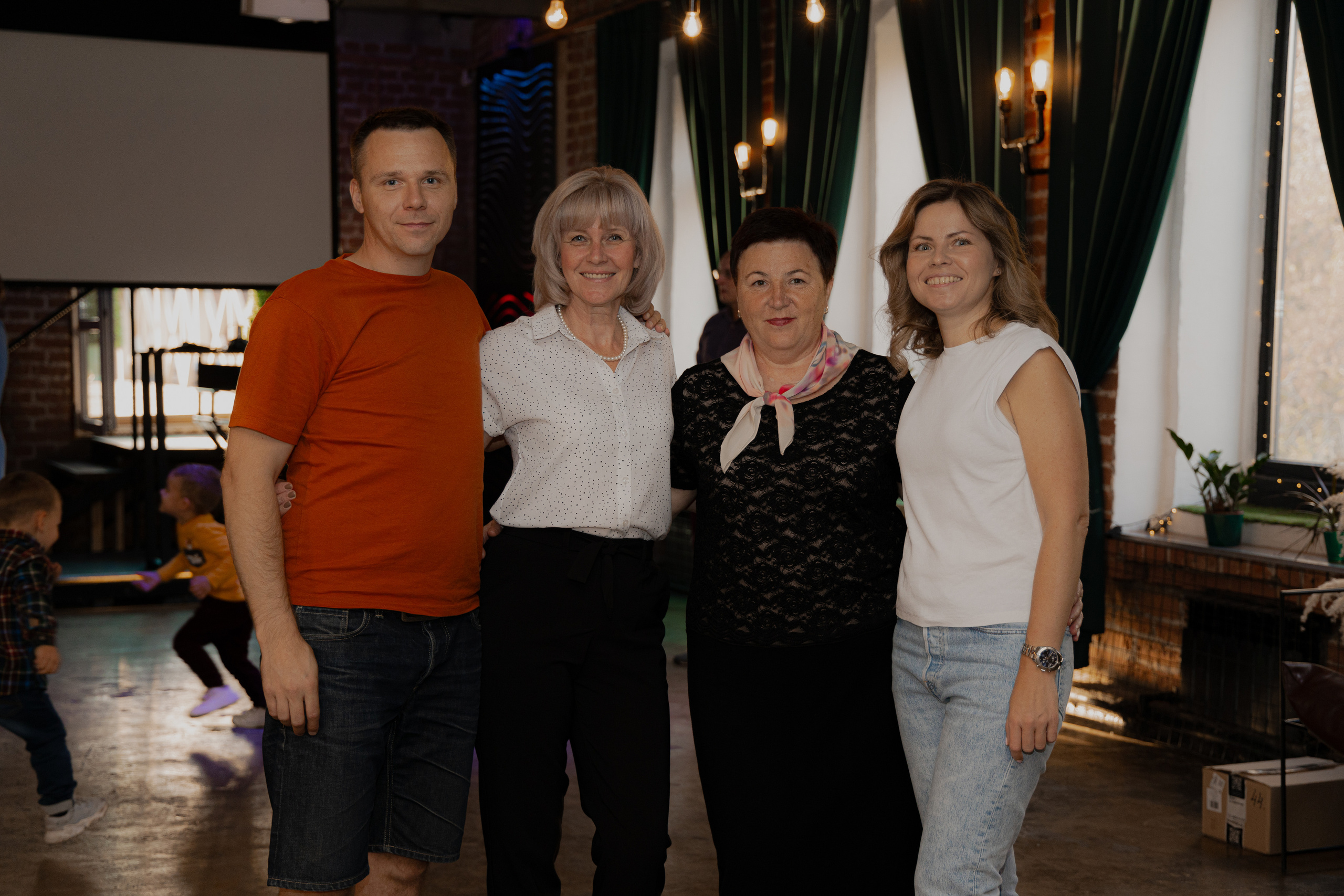 День рождение в лофте. Фотограф Анастасия Пинчук