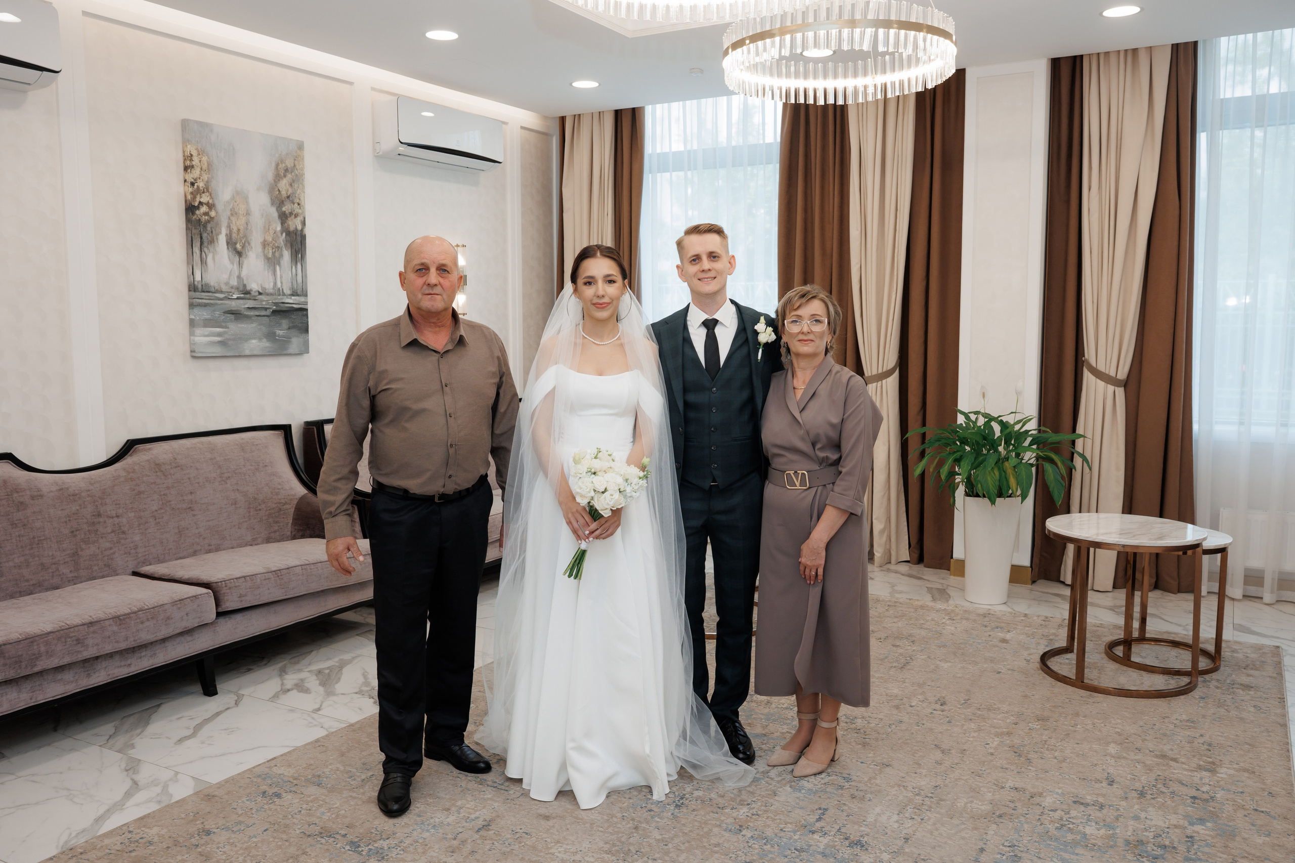 Регистрация в отеле Fish Point, ЗАГС Бутово, прогулка в Остафьево. Свадебный и репортажный фотограф (Москва, Королев и другие)