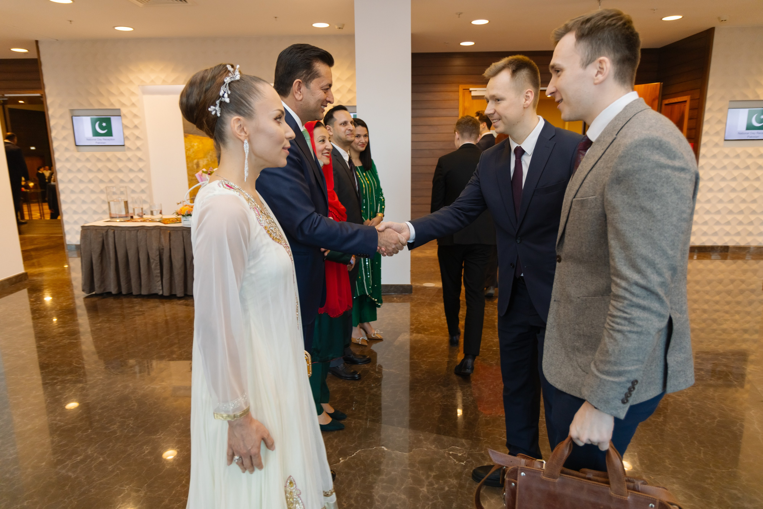 Фотосъемка делегации Пакистана в Беларуси в отеле Марриотт. Свадебный фотограф в Минске/Беларуси Сергей Спиридонов