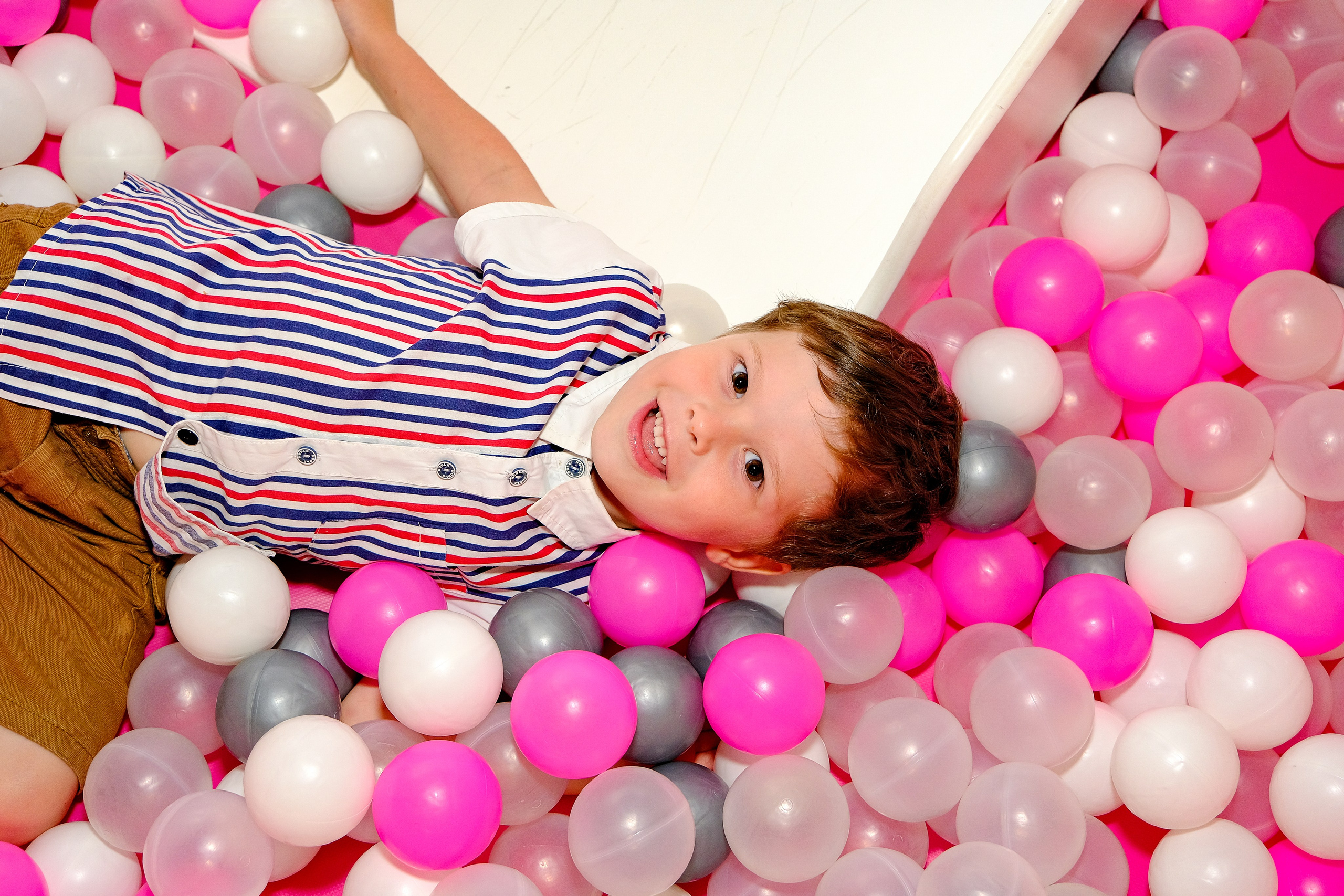 Детские репортажные съемки. Детский фотограф в Оренбурге
