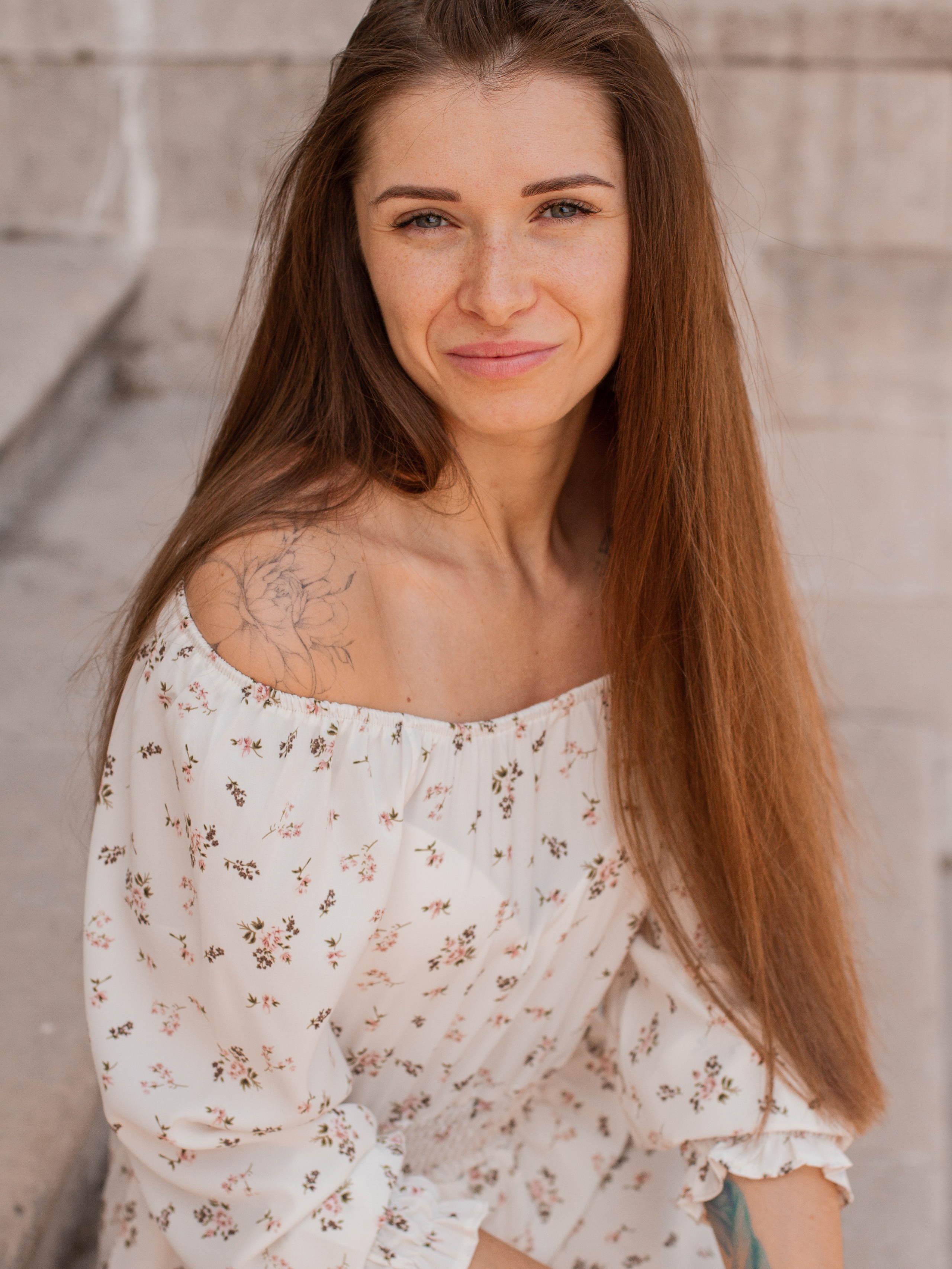 Таня. Главная