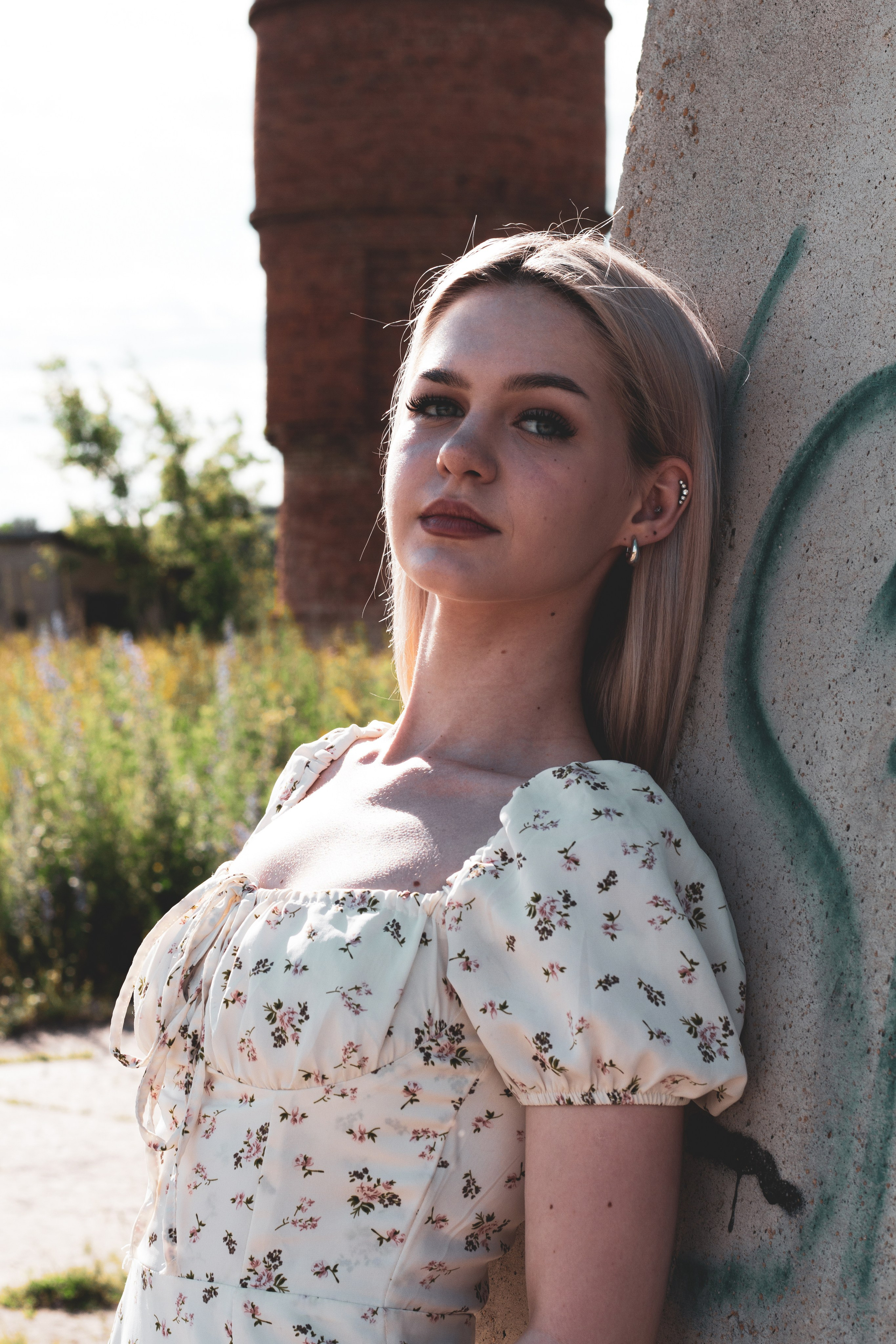 Уличная съемка — Владислава. Портретный фотограф в Орле. Готовые фото за 3 дня! Помощь в позировании. Советы по организации