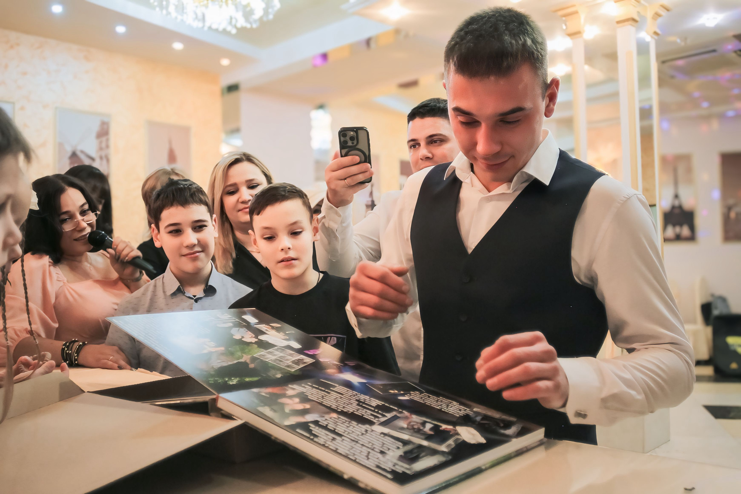 День рождения в кафе. Свой фотограф Нижний Новгород