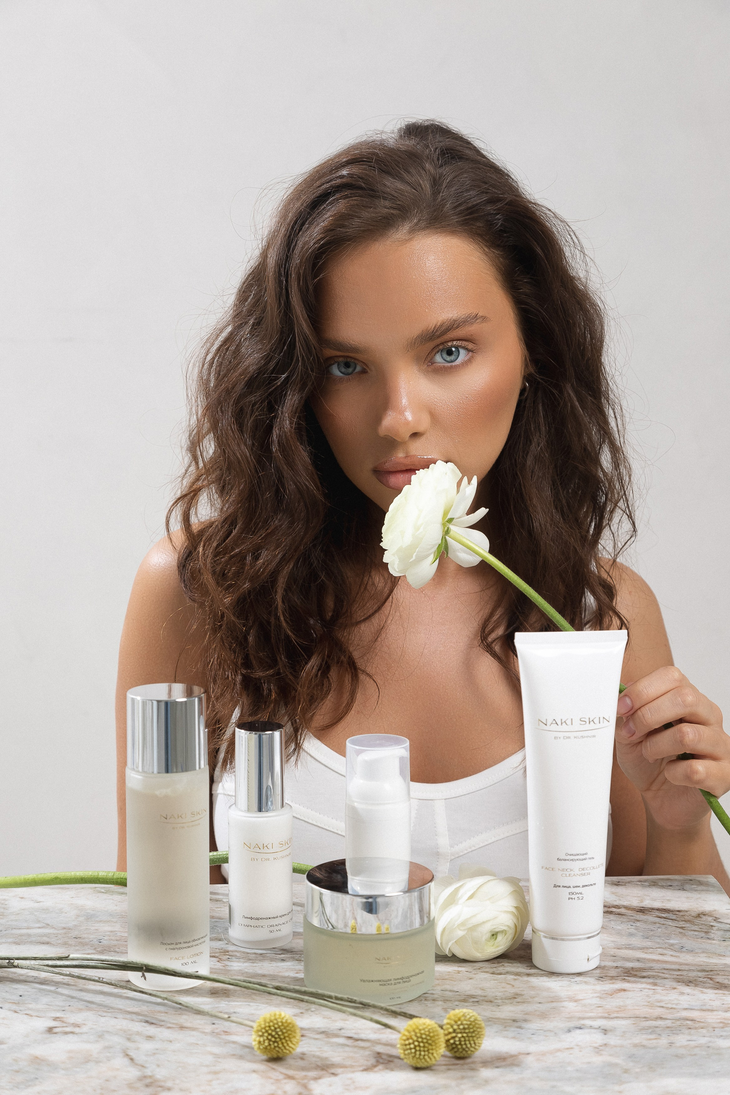 Бренд косметики NAKI SKIN. Репортажный фотограф Макс Брагин