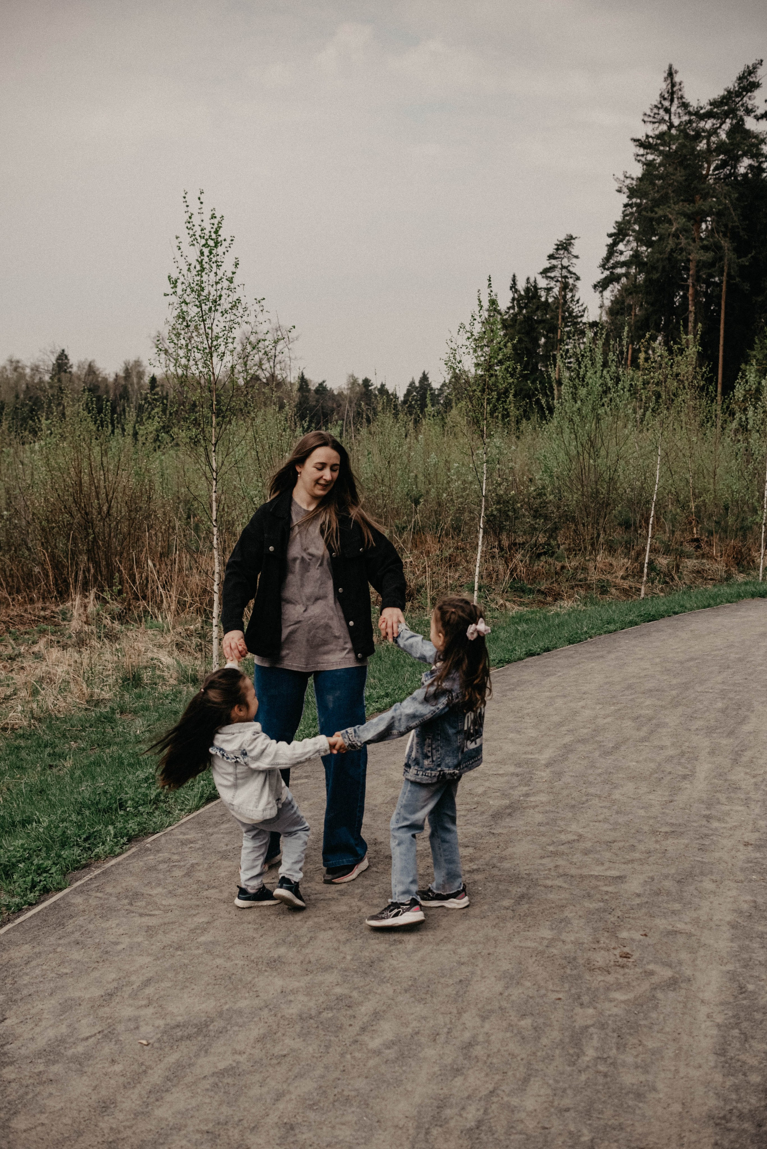 Прогулка с любимыми. Фотоссесия на природе. Семейный фотограф в Железнодорожном Масаева Елена