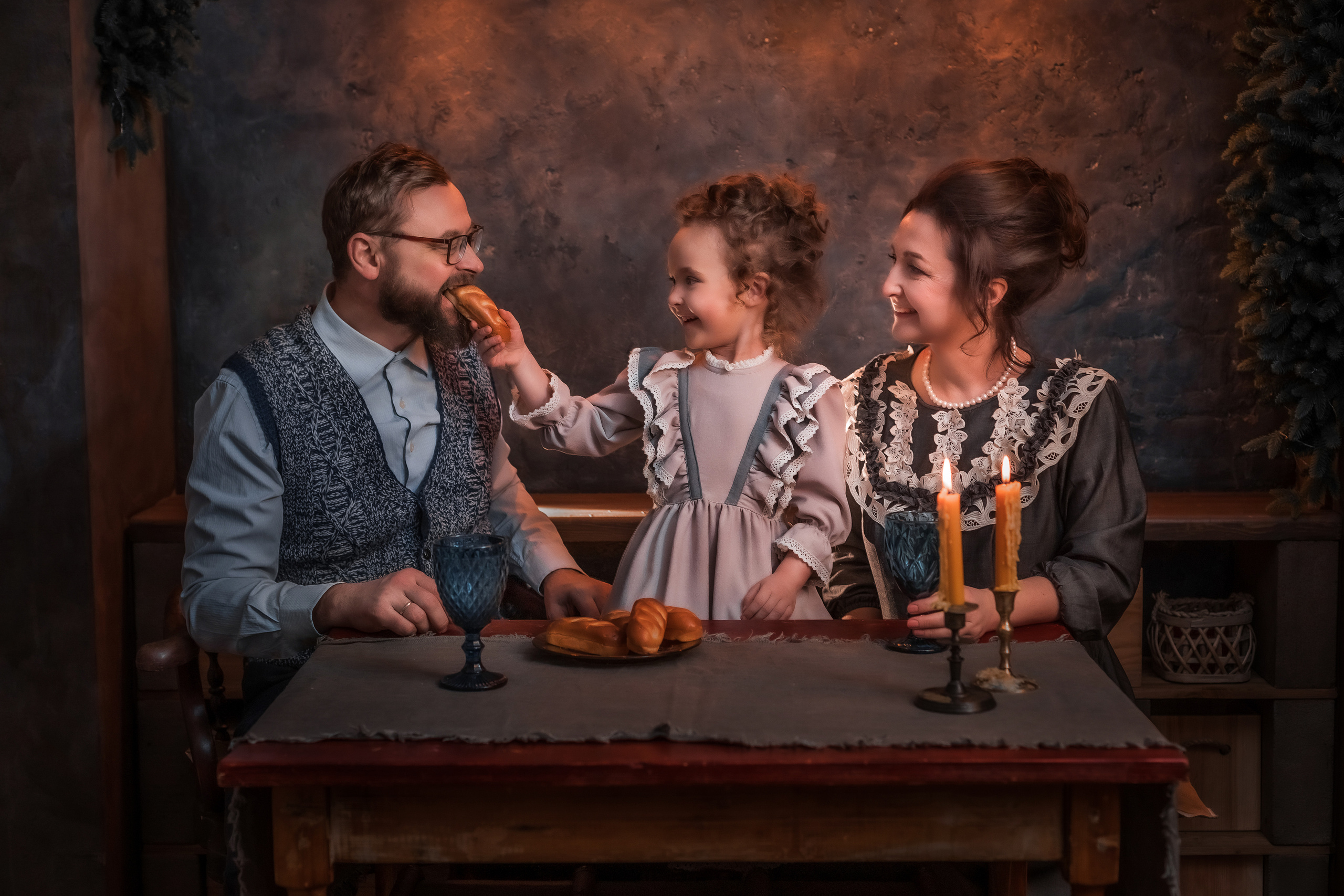 Александр, Оксана, Полина. Сказочная фотосессия. Семейный и детский фотограф в Екатеринбурге Оксана Пипкина