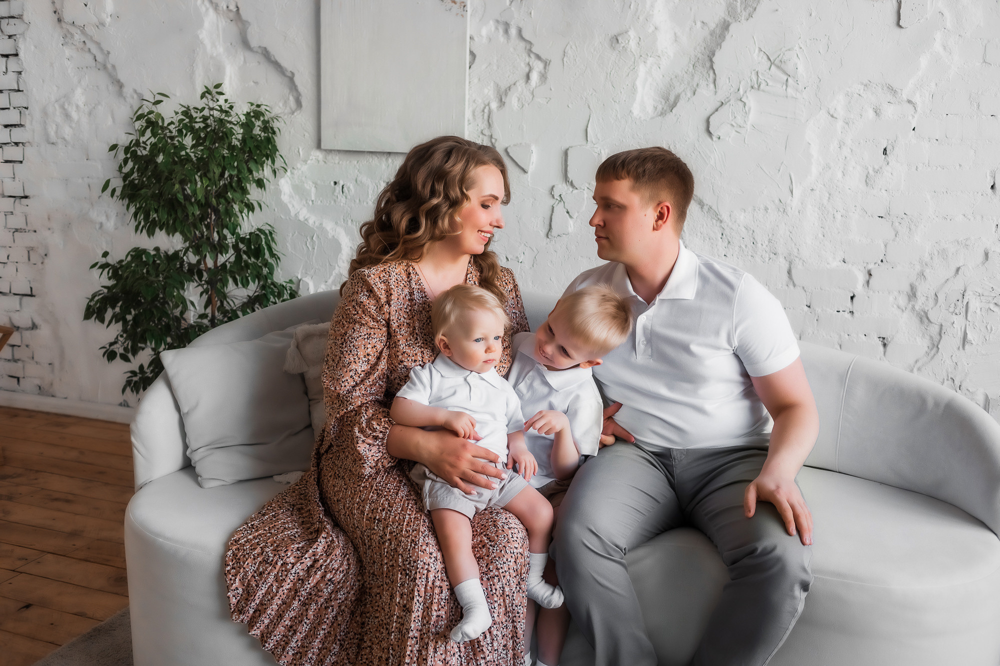 Аня, Саша, Миша и Гриша. Весна. Семейный и детский фотограф в Екатеринбурге Оксана Пипкина