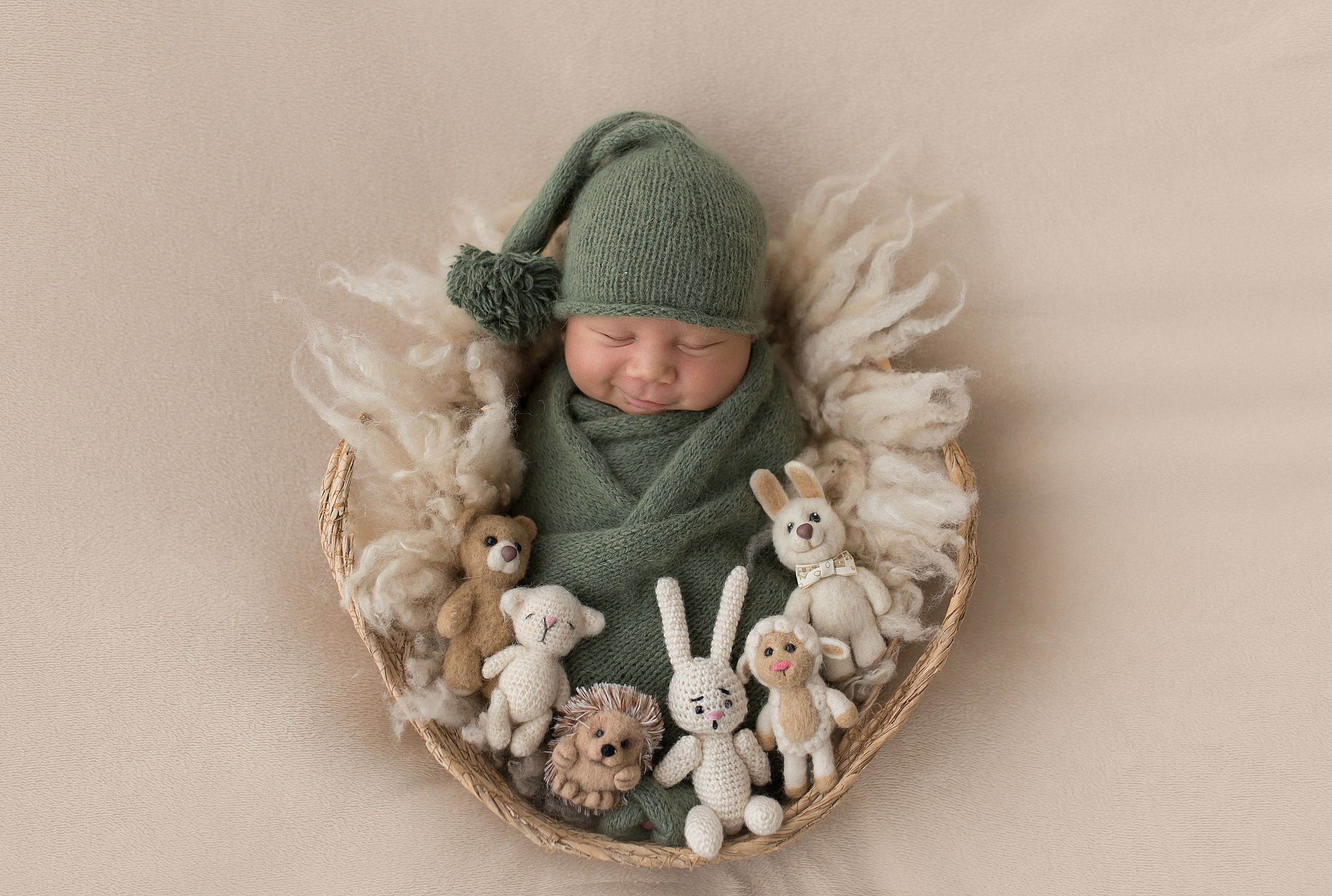 Фотосессия новорождённого. Фотограф новорождённых малышей и детский фотограф В Казани Лана Максим