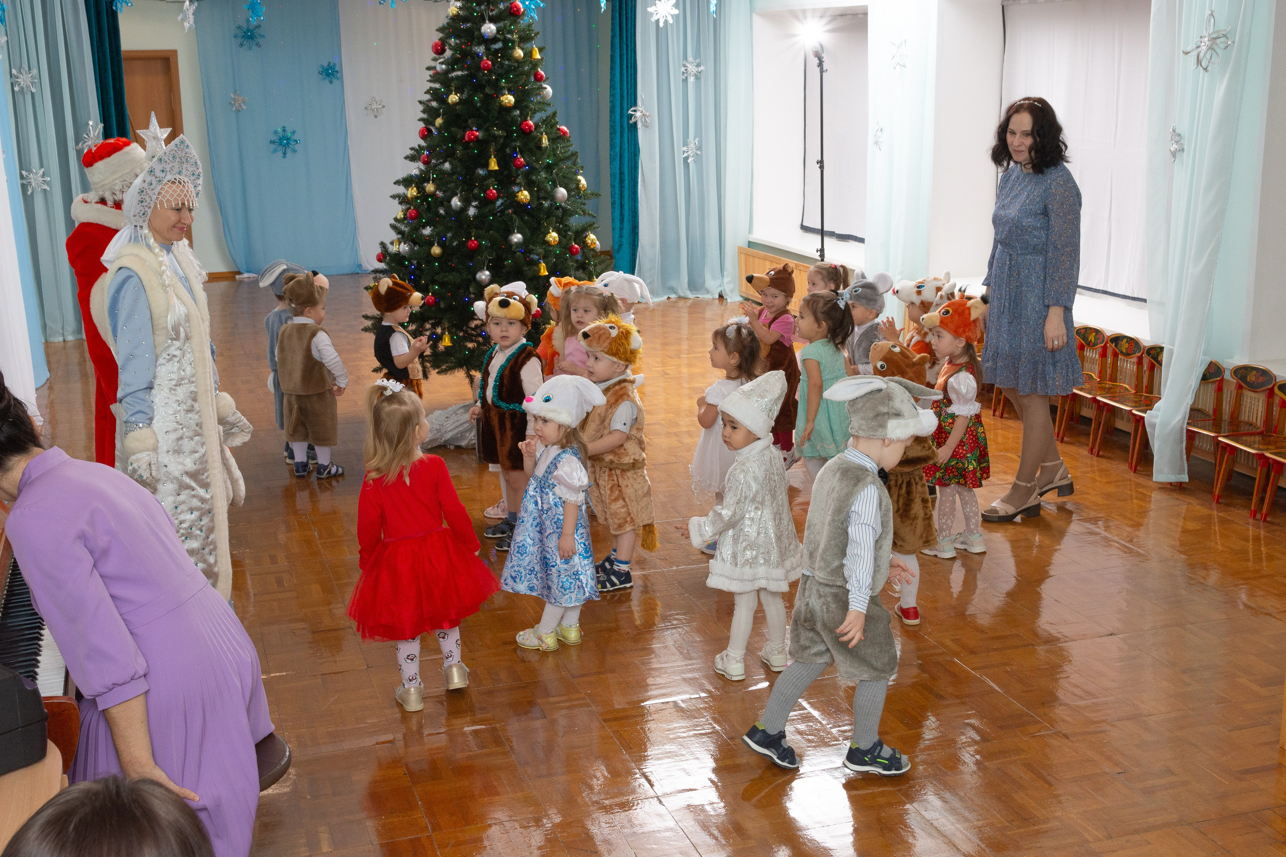 Новогодний утренник в саду 2023