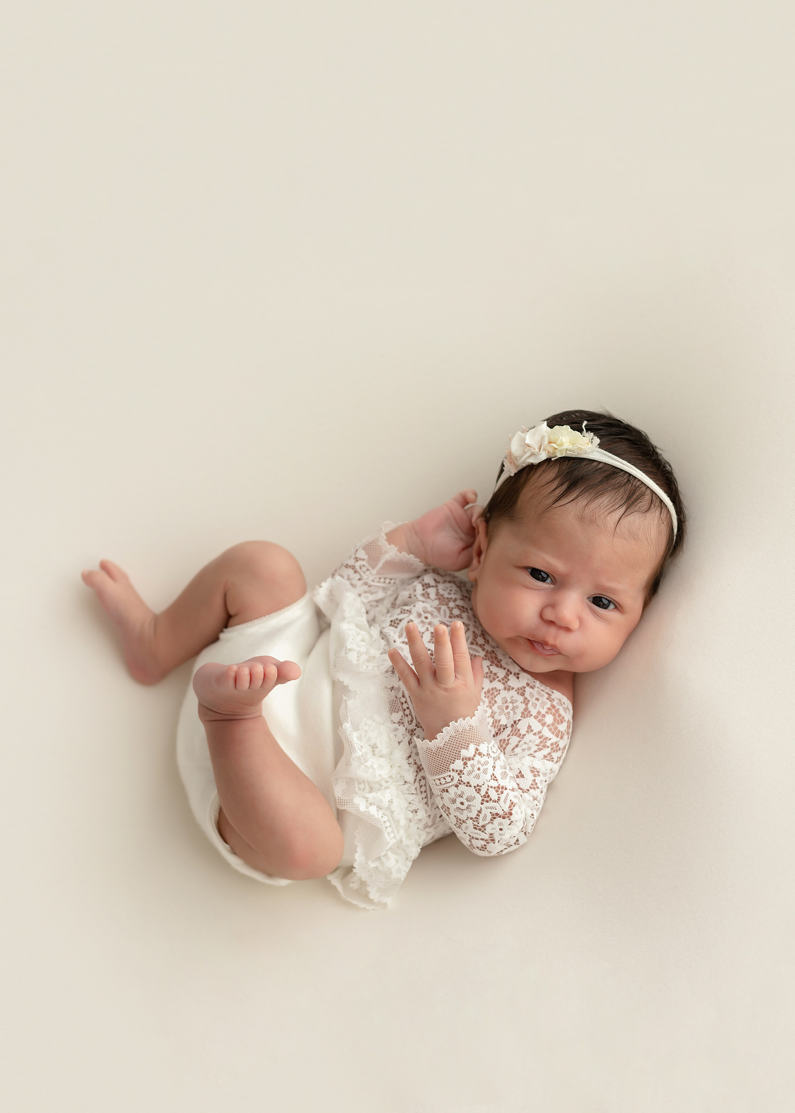 Новорожденные до 28 дней. Фотограф новорожденных в Тюмени