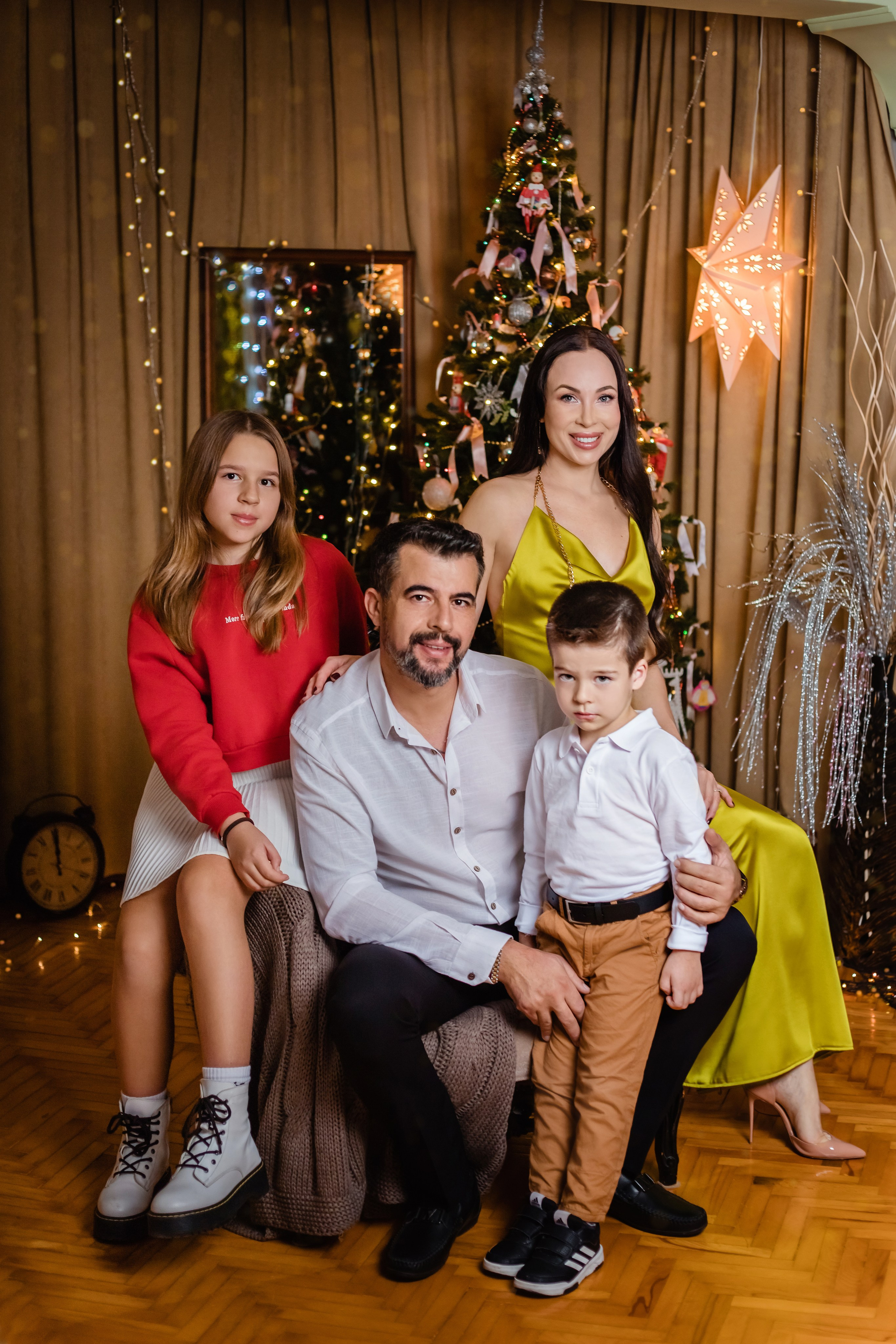 Larisa. Professional family and children’s photographer in Izmir Irina Eron
