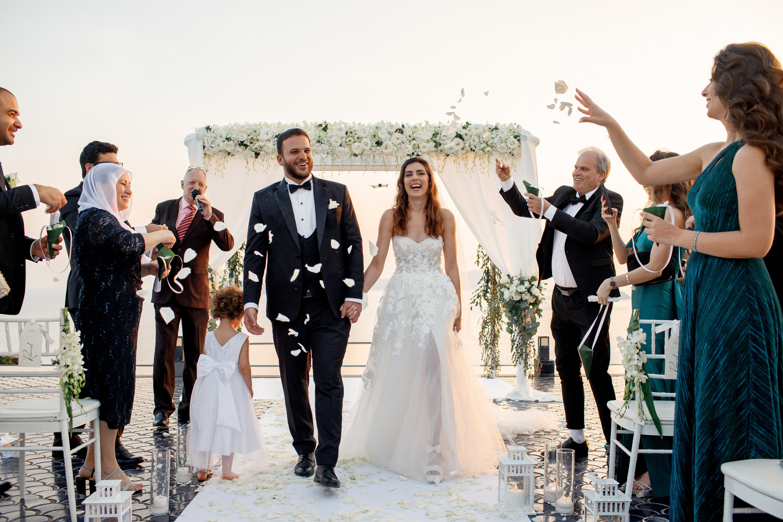 Свадьба с гостями на Пхукете. Фотограф на Пхукете в Таиланде