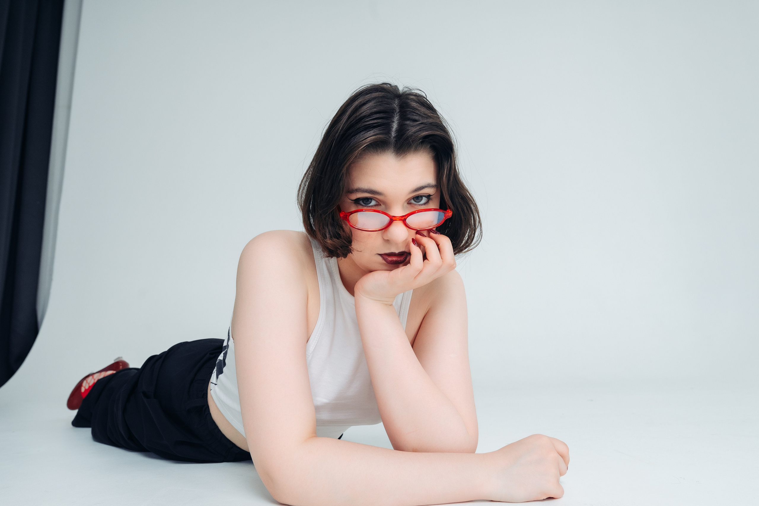 Я профессиональный фотограф, специализирующийся на *свадебной* и *семейной фотосъёмке* в Санкт-Петербурге. Самые искренние эмоции. Роман Шитиков —свадебный, семейный фотограф в Санкт-Петербурге