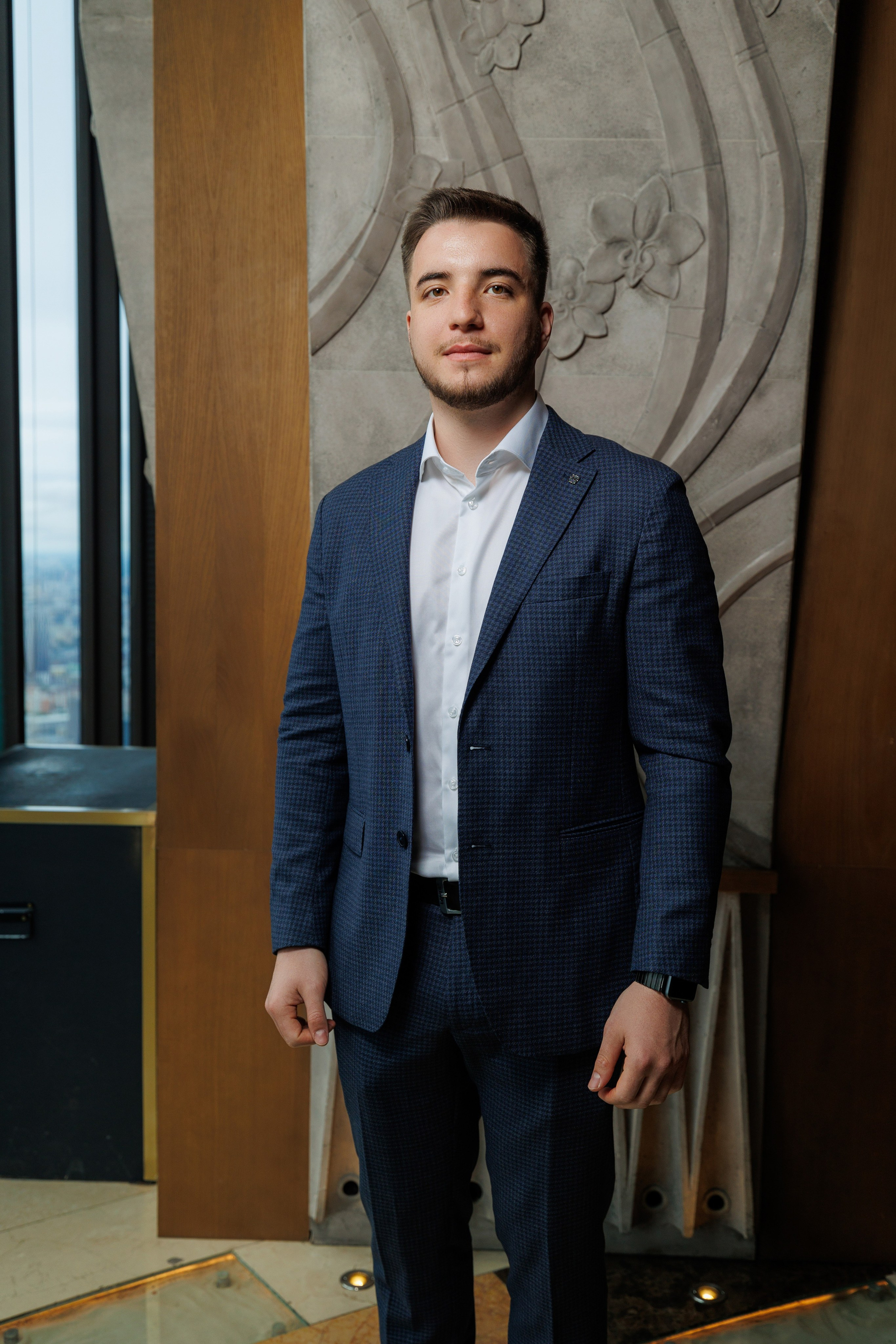 Фотограф на регистрацию в ЗАГС Москва Сити Birds Башня ОКО. Примеры фото, отзывы молодоженов и заявка на регистрацию через официальный сайт.