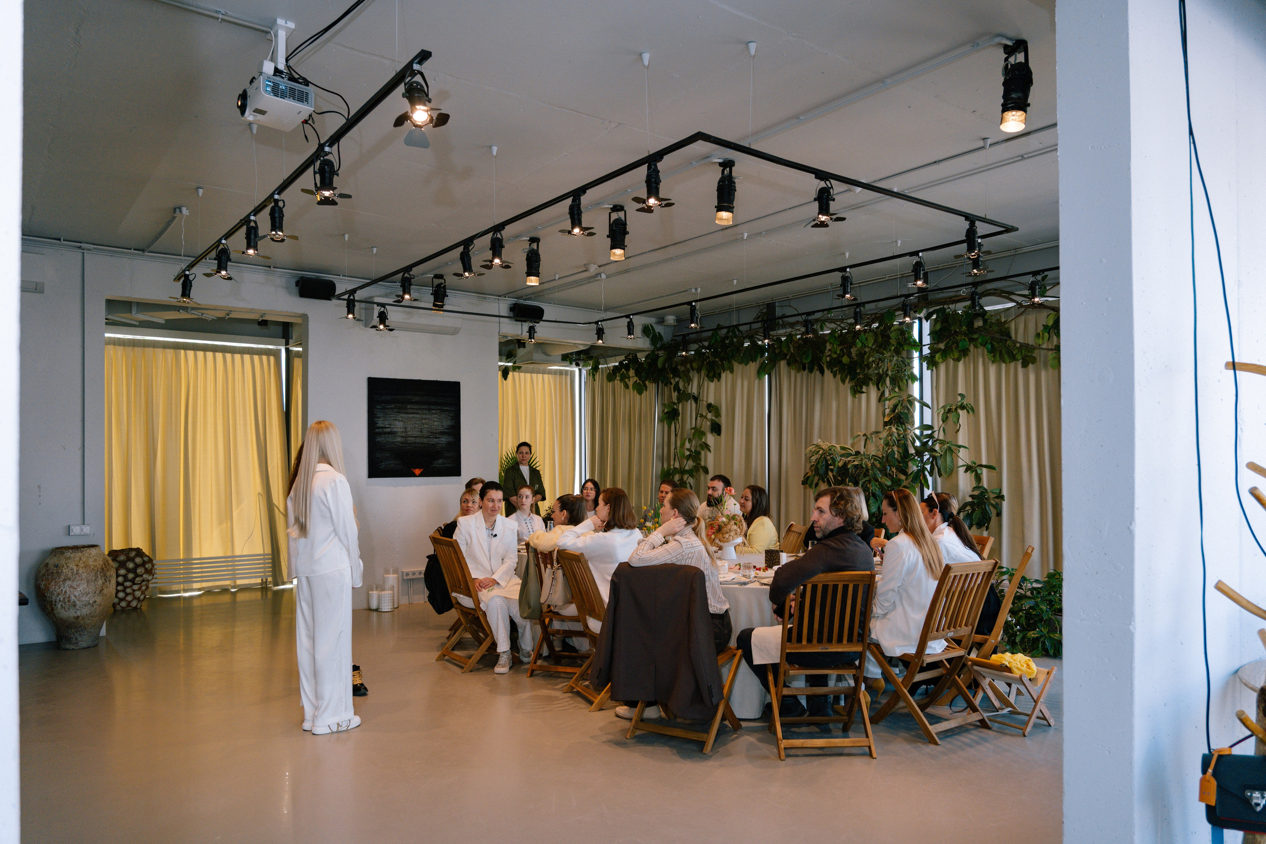 Бизнес завтрак в пространстве АЯ в Сколково