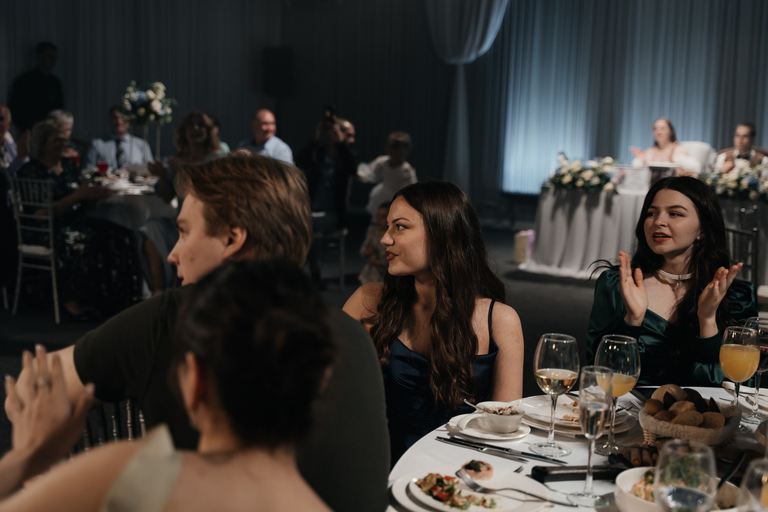 Wedding «Laugh and cry». Свадебные фотограф и видеограф Наталья и Анатолий Новиковы СПб