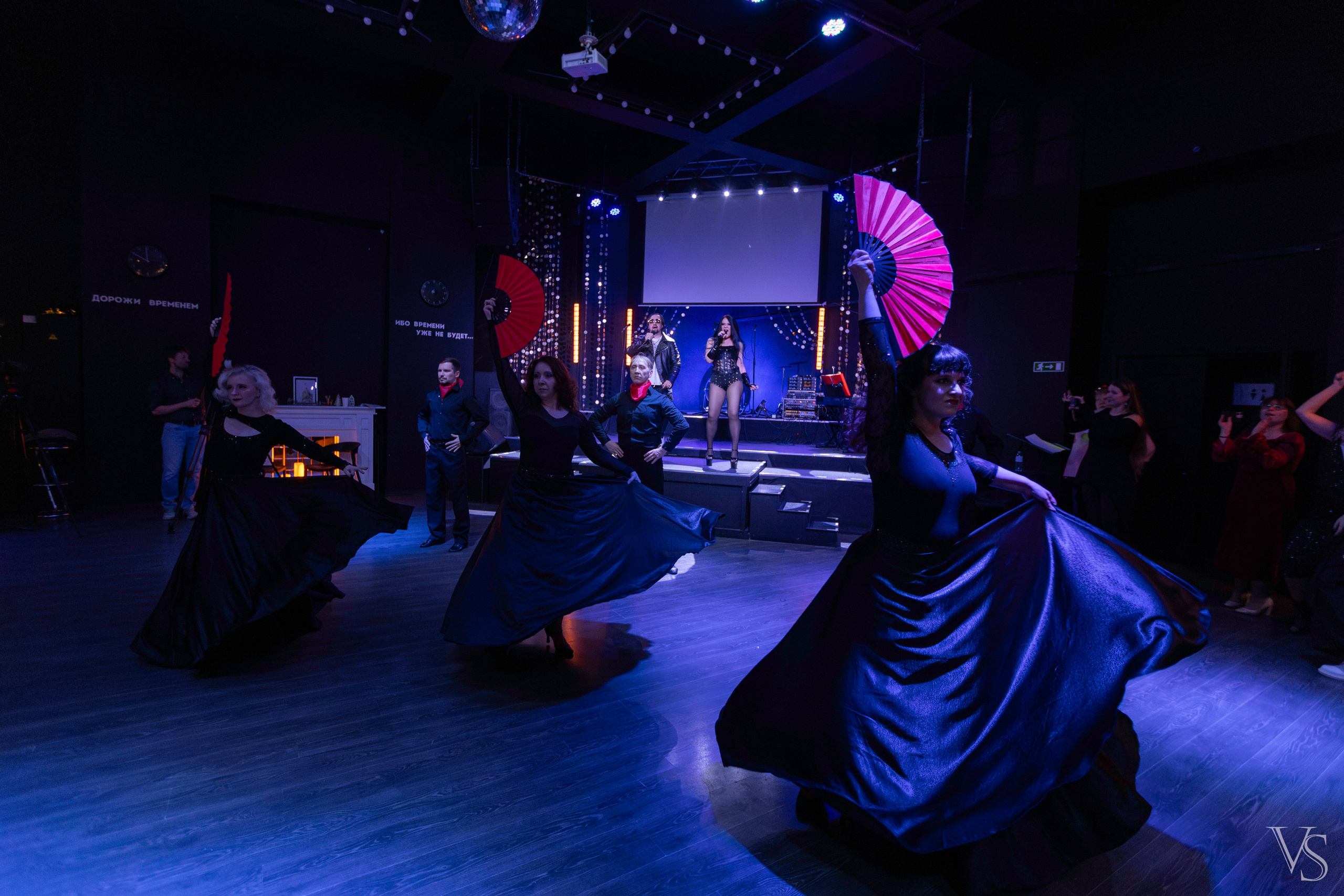 Мюзикл Elf и новогодний концерт Fellowship. Фотограф Виктор Степанов