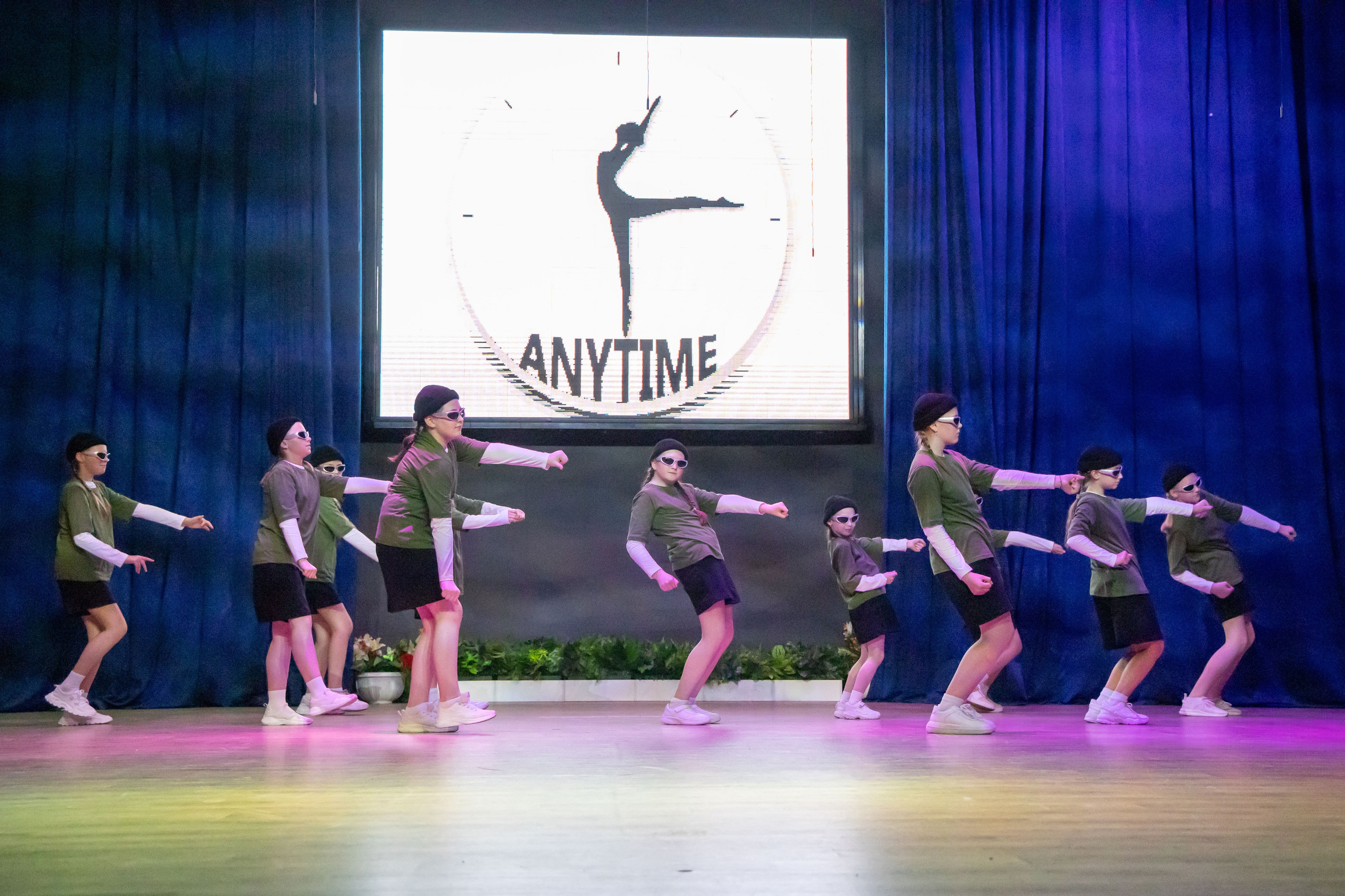 Танцевальное выступление. Свадебный фотограф в городе Подольск МО и Москва Крылова Ирина