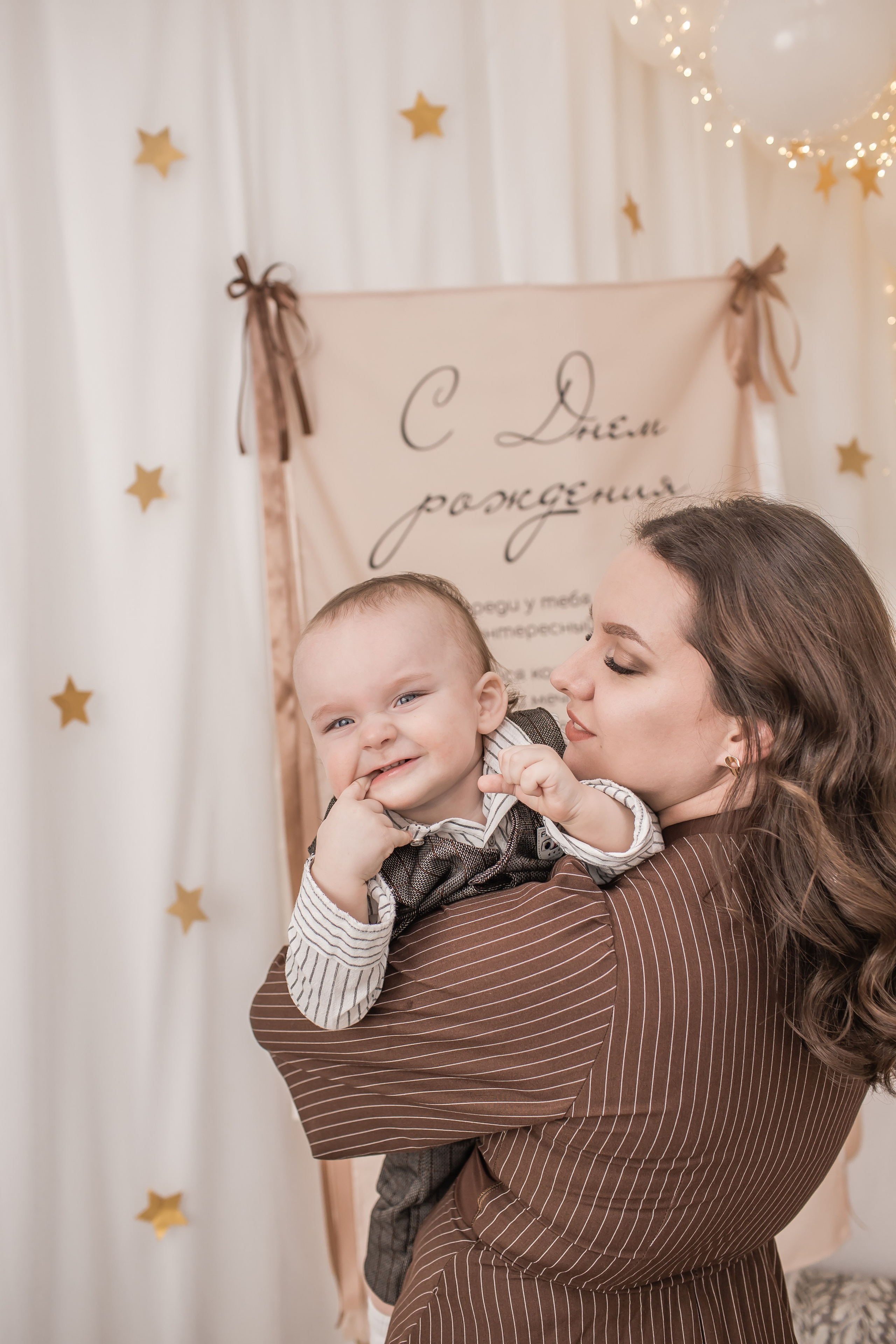 СЕМЕЙНЫЕ кадры. Детский семейный фотограф на первый годик город Новосибирск Дымова Светлана пакеты всё включено 1-3 года