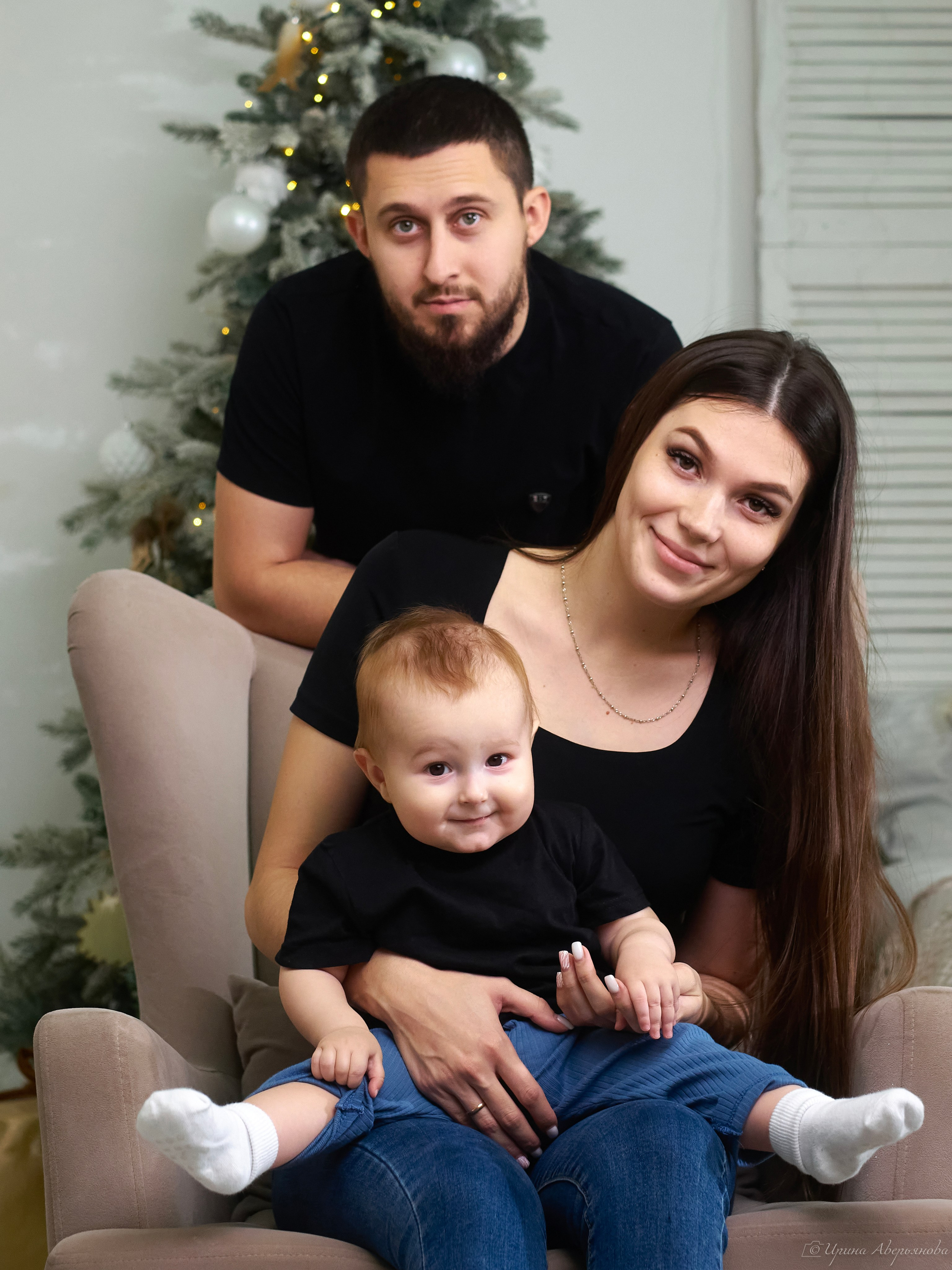 Новогодняя семейная фотосессия с малышом. Фотограф в Ульяновске Ирина Аверьянова