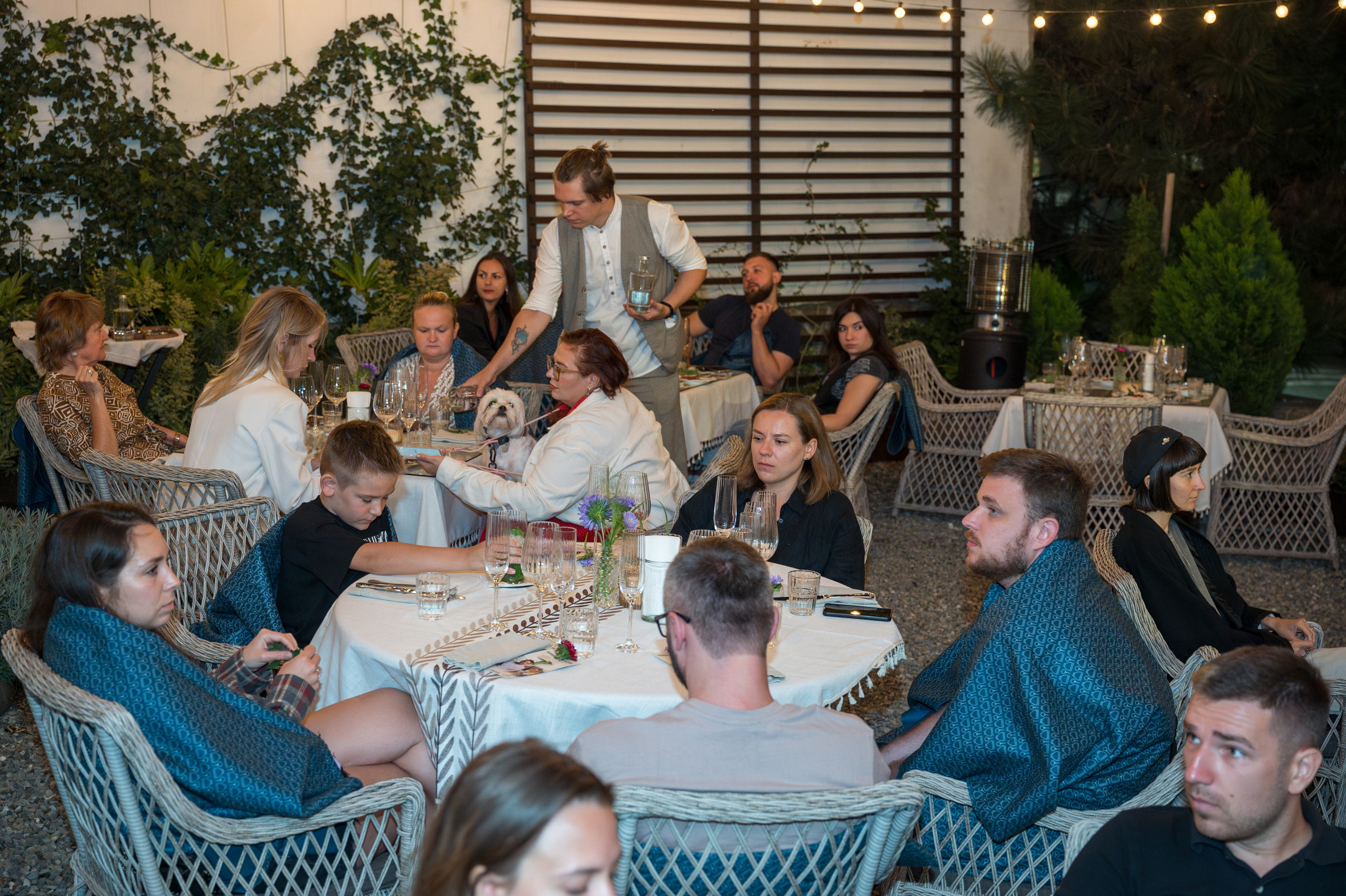 Гастрономический ужин в ресторане Co-Co Chalet. Репортажный фотограф в Красной Поляне и Сочи Павлюченко Екатерина