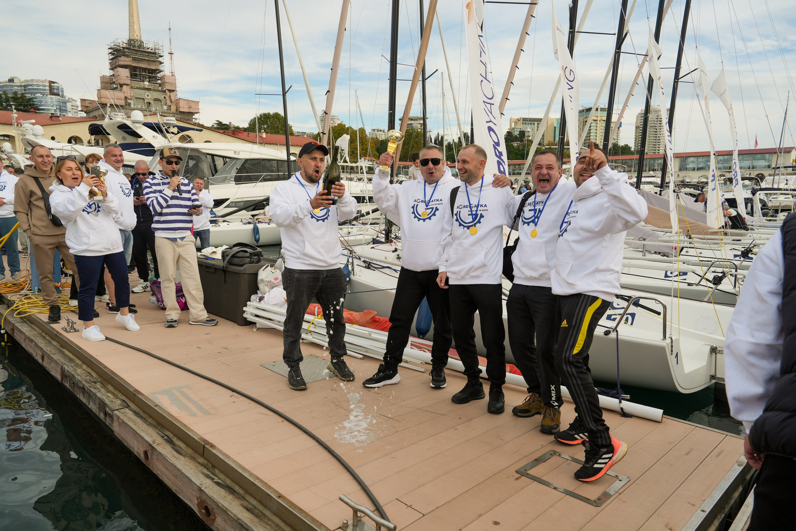 Яхтенная регата для компании Агрегатка. Репортажный фотограф в Красной Поляне и Сочи Павлюченко Екатерина