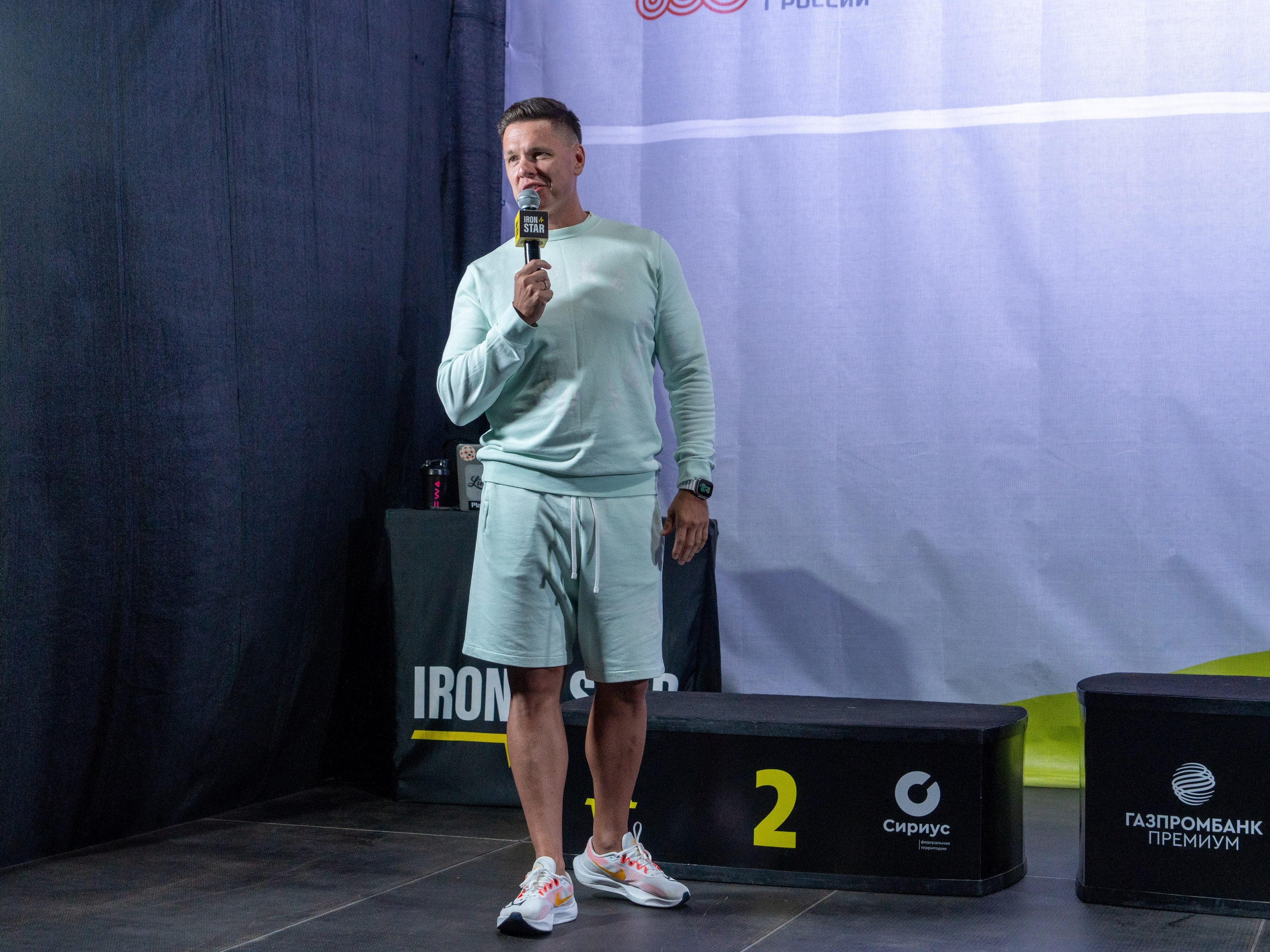 Фотоотчет партнерской интеграции для компании TELE2 на фестивале Ironstar. Репортажный фотограф в Красной Поляне и Сочи Павлюченко Екатерина