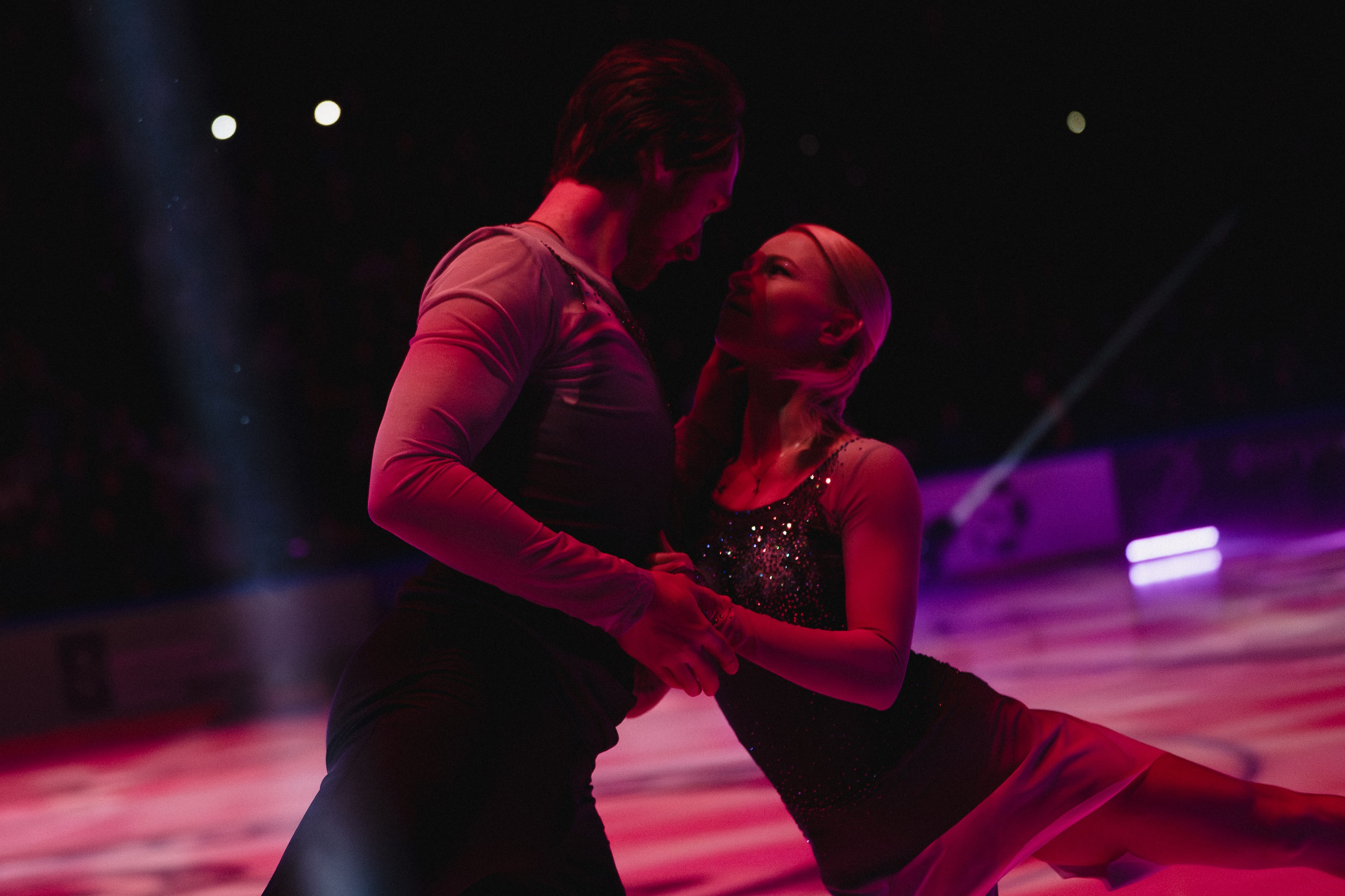 Шоу Этери Тутберидзе в Новосибирске. Воробьева Ксения — Спортивный и танцевальный фотограф Новосибирск