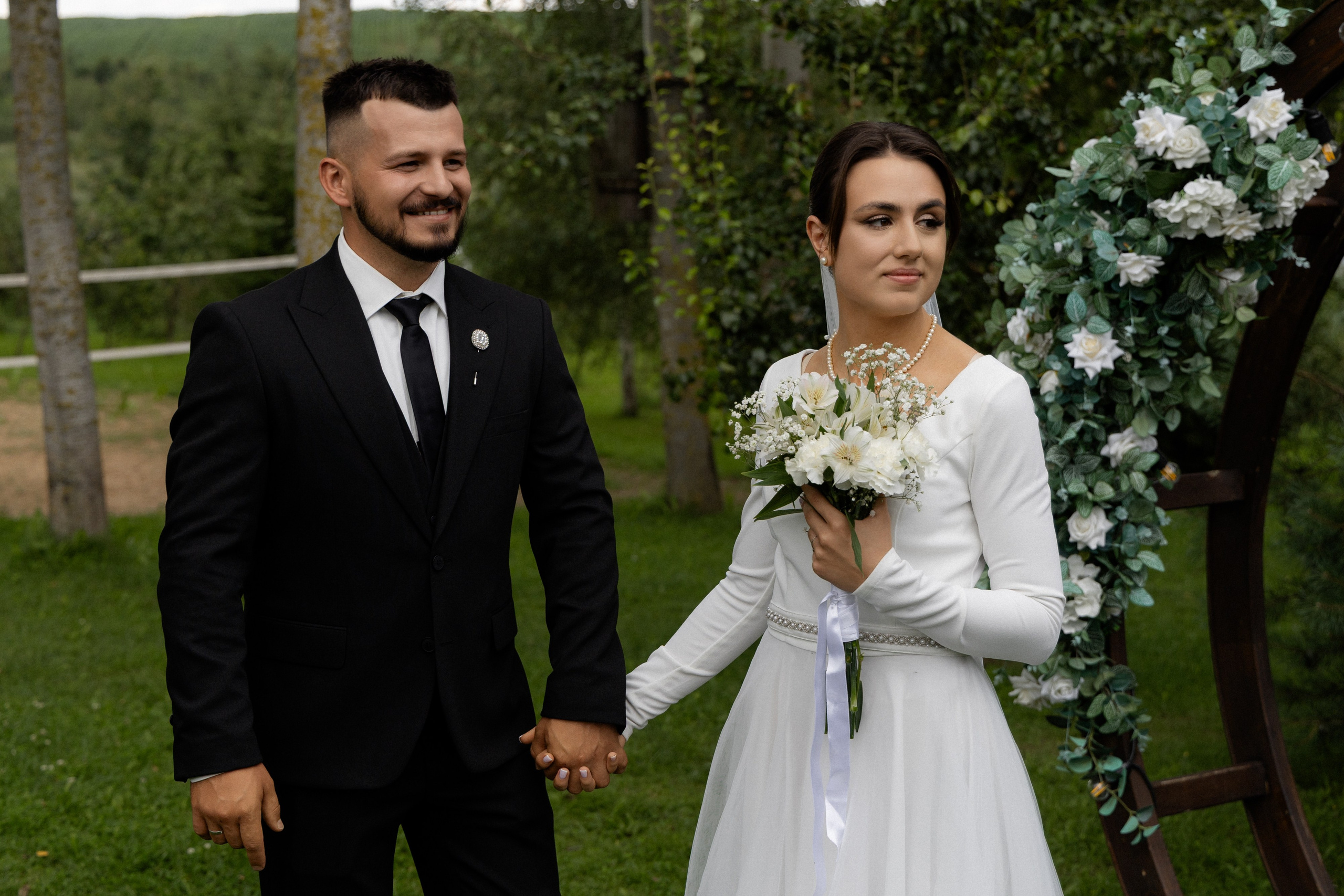 Свадебная фотосессия в агроусадьбе Лабодянка в Минске. Свадебный фотограф в Минске/Беларуси Сергей Спиридонов