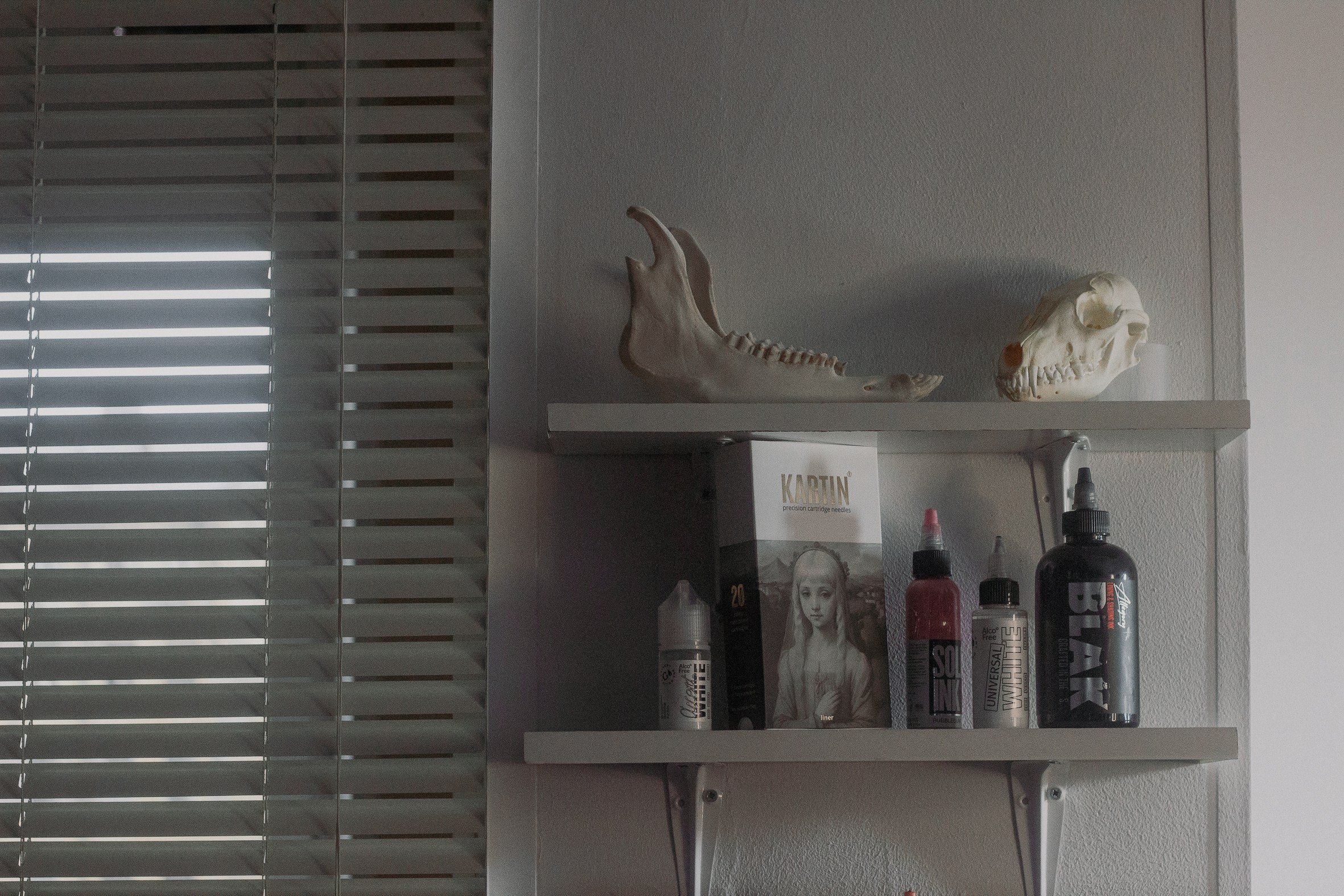 Милена, тату-мастер и художница. Контент-фотограф для творческих единиц и мастеров в Санкт-Петербурге