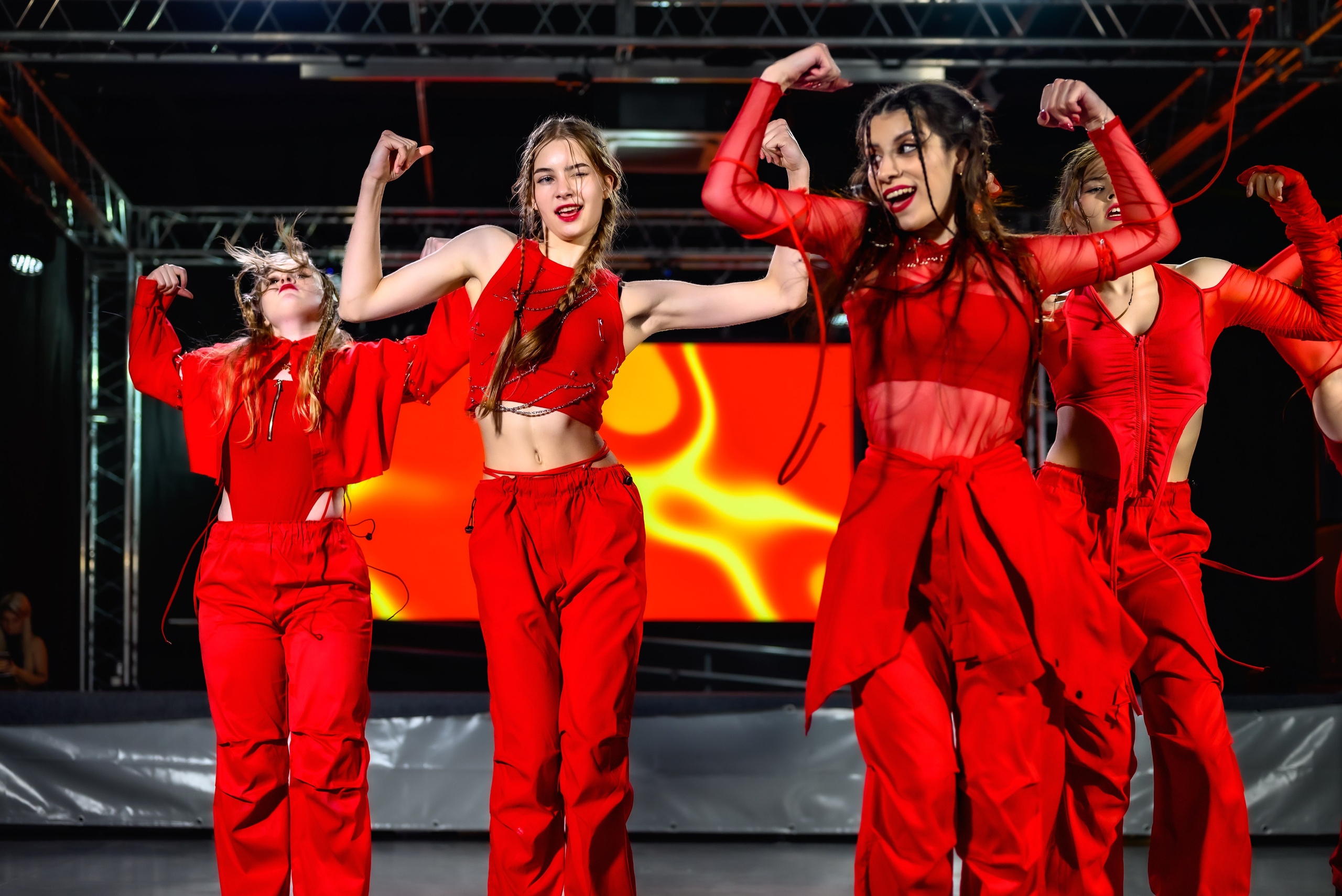 Инди фотограф и видеограф в Курске Денис Смирнов