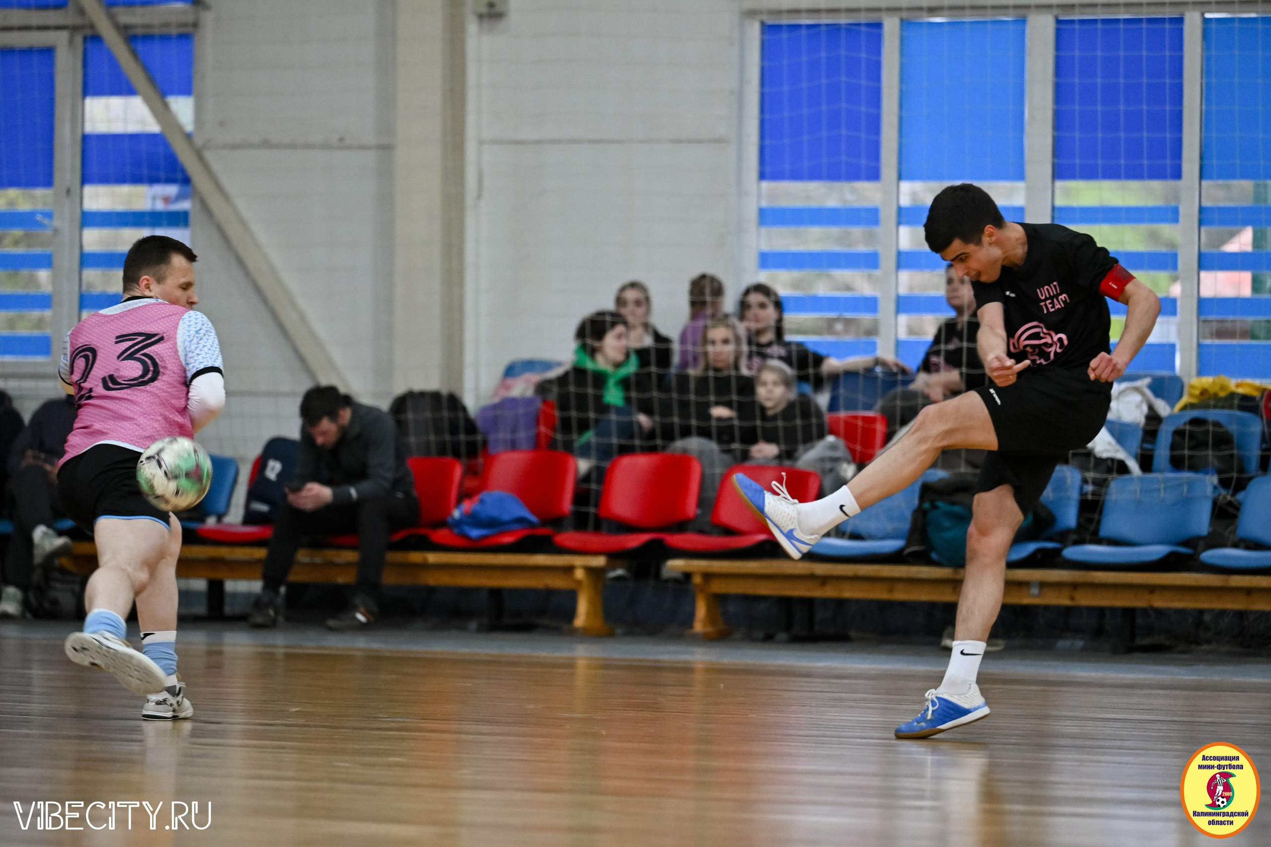 8 тур Корпоративной Бизнес-Лиги по футзалу. VIBECITY.RU Вайб Сити Ру Фоторепортажи Фотоотчеты Калининград