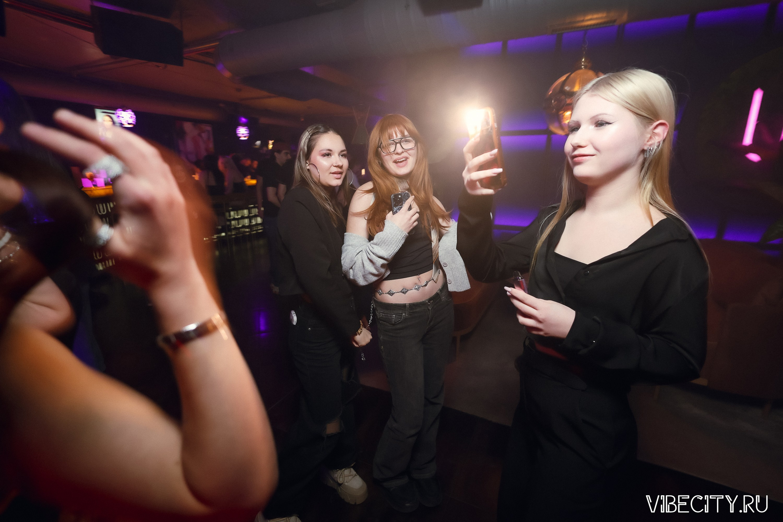 DOUBLE U. VIBECITY.RU Вайб Сити Ру Фоторепортажи Фотоотчеты Калининград