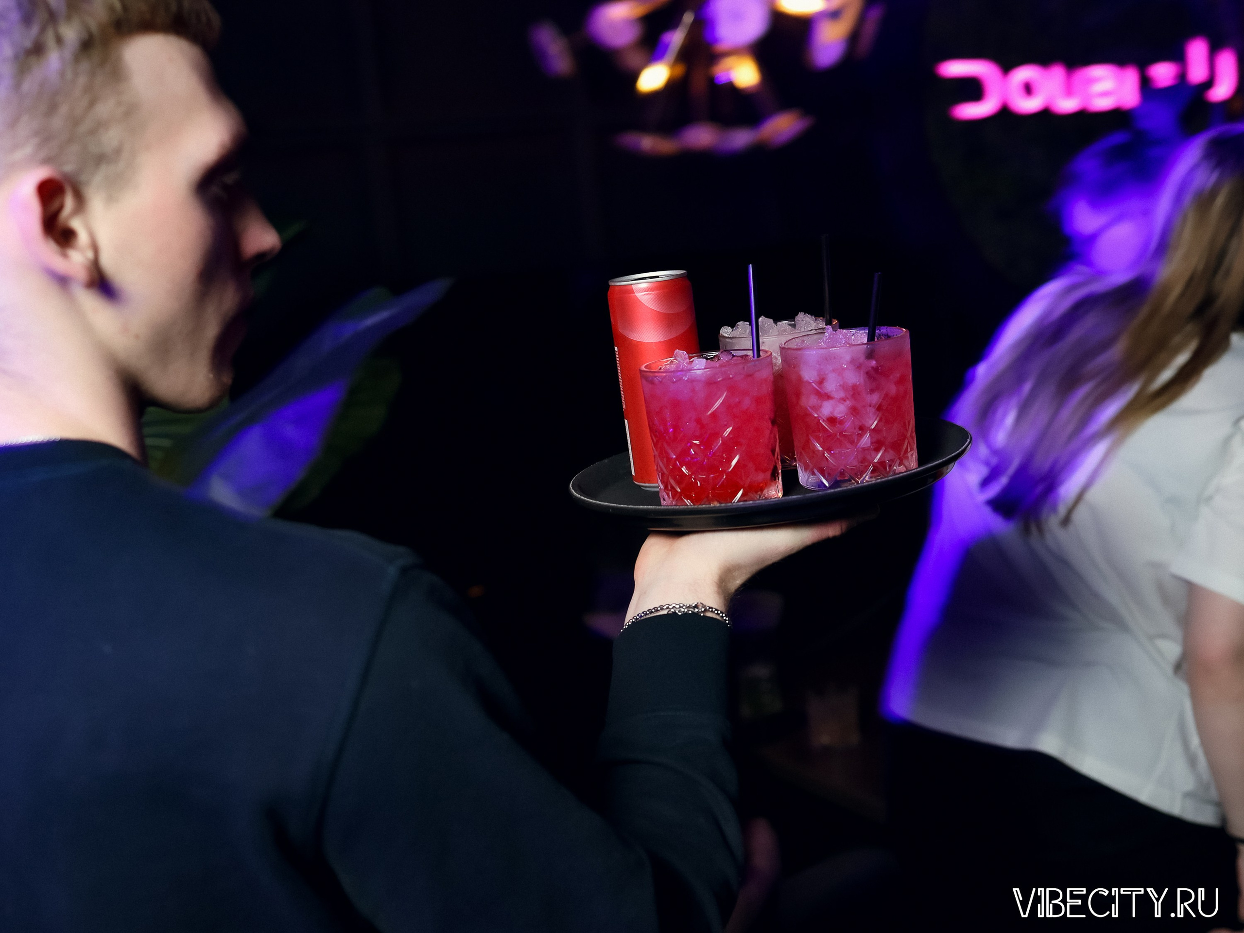 DOUBLE U. VIBECITY.RU Вайб Сити Ру Фоторепортажи Фотоотчеты Калининград