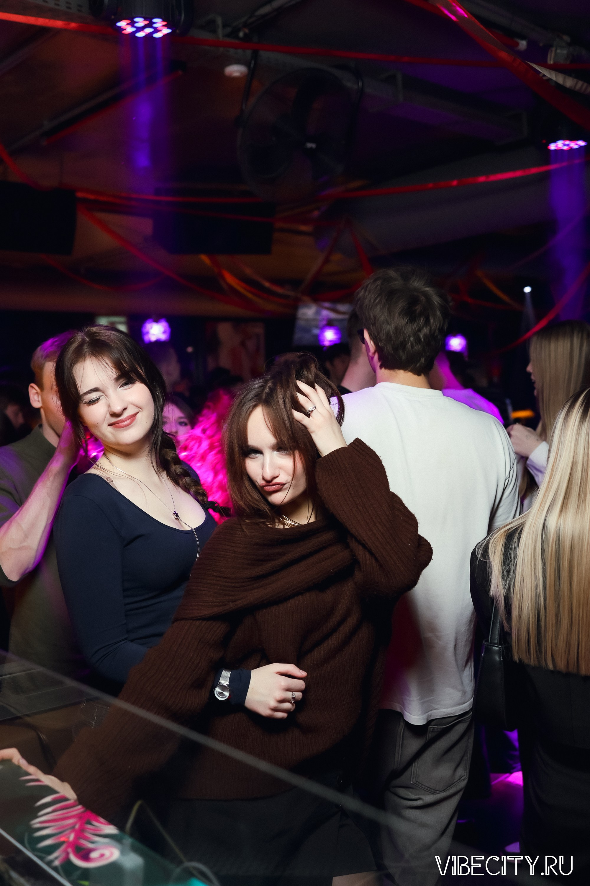 DOUBLE U. VIBECITY.RU Вайб Сити Ру Фоторепортажи Фотоотчеты Калининград