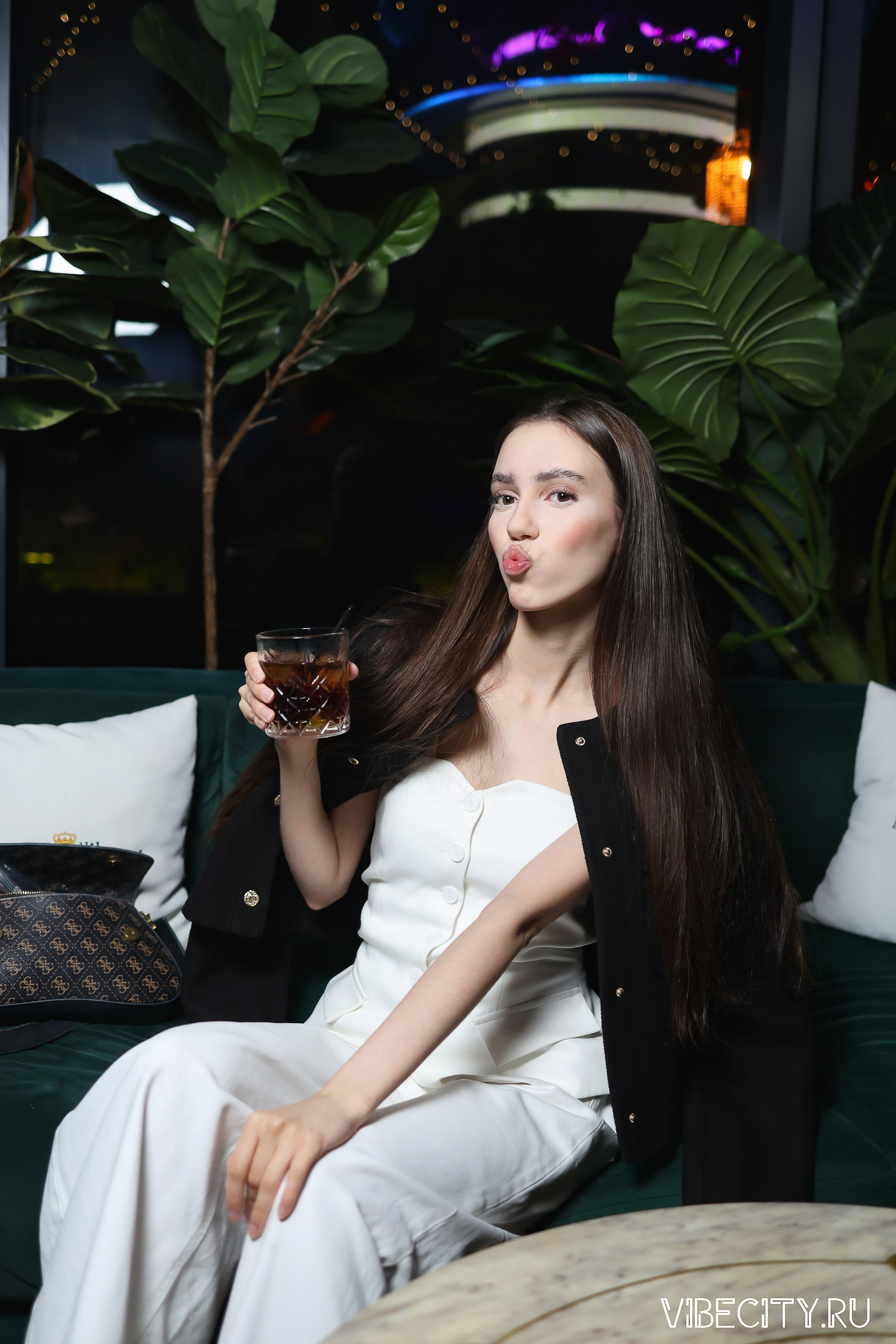 DOUBLE U. VIBECITY.RU Вайб Сити Ру Фоторепортажи Фотоотчеты Калининград