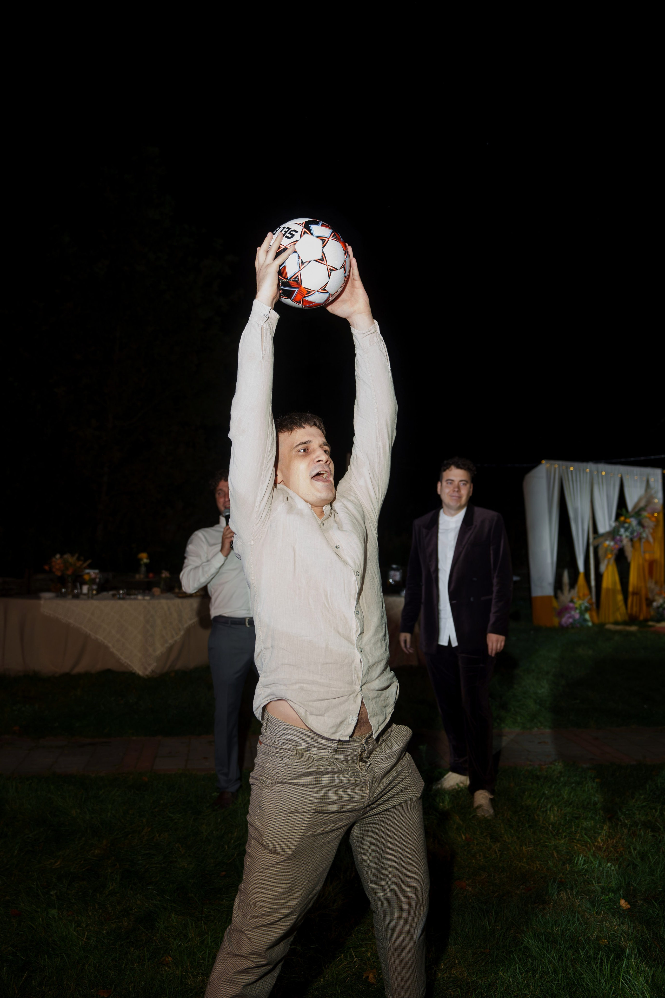 Свадьба — вечеринка Пожары любви Игорь и Юлия. Свадебный и репортажный фотограф Элина Козырьянова