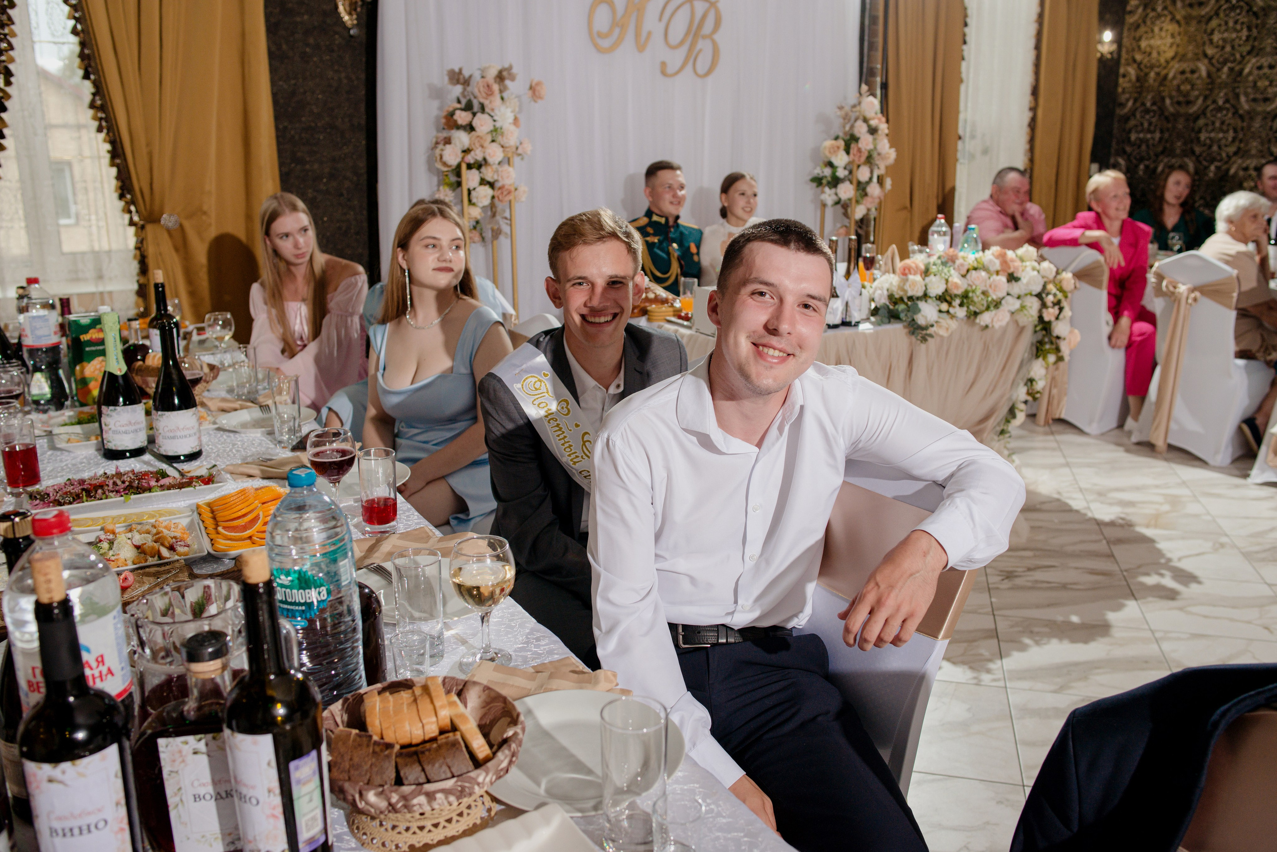 Николай и Виктория (г. Кашира). Королева Елена Свадебный и семейный фотограф в Туле