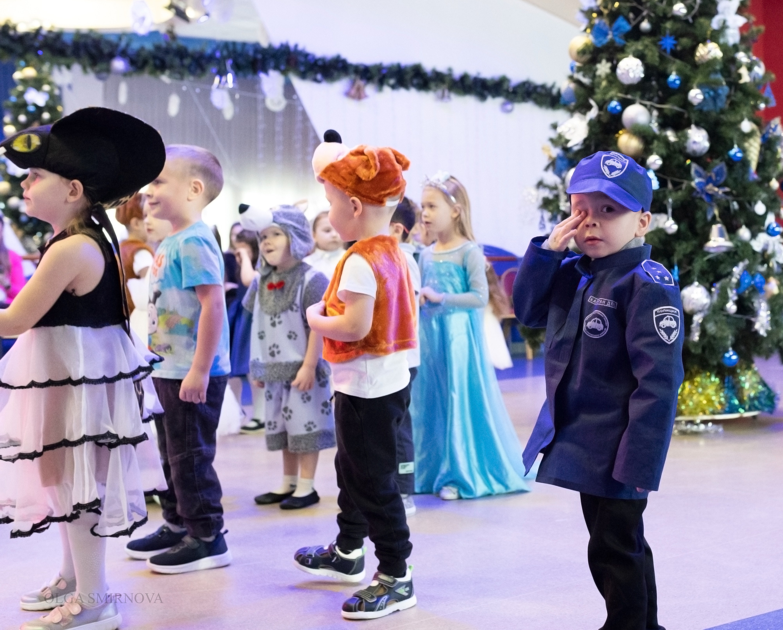 Утренник в ДОФ 04.01.25. Ольга Смирнова юрист, фотограф