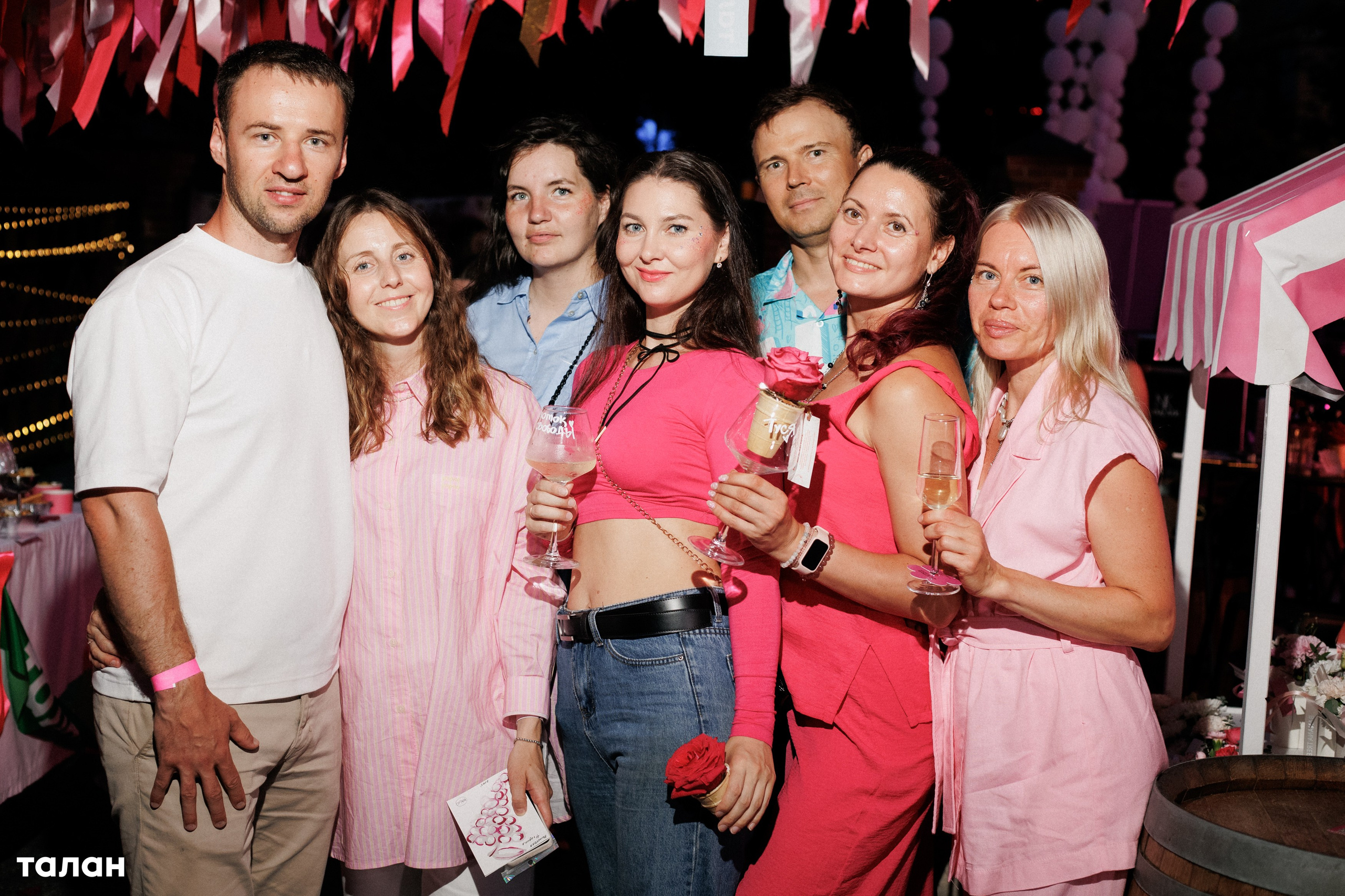 ВИНОТЕКА [бар+магаз] — BIRTHDAY PARTY. СВОИ. ФОТООТЧЕТЫ-СОБЫТИЯ-МЕСТА